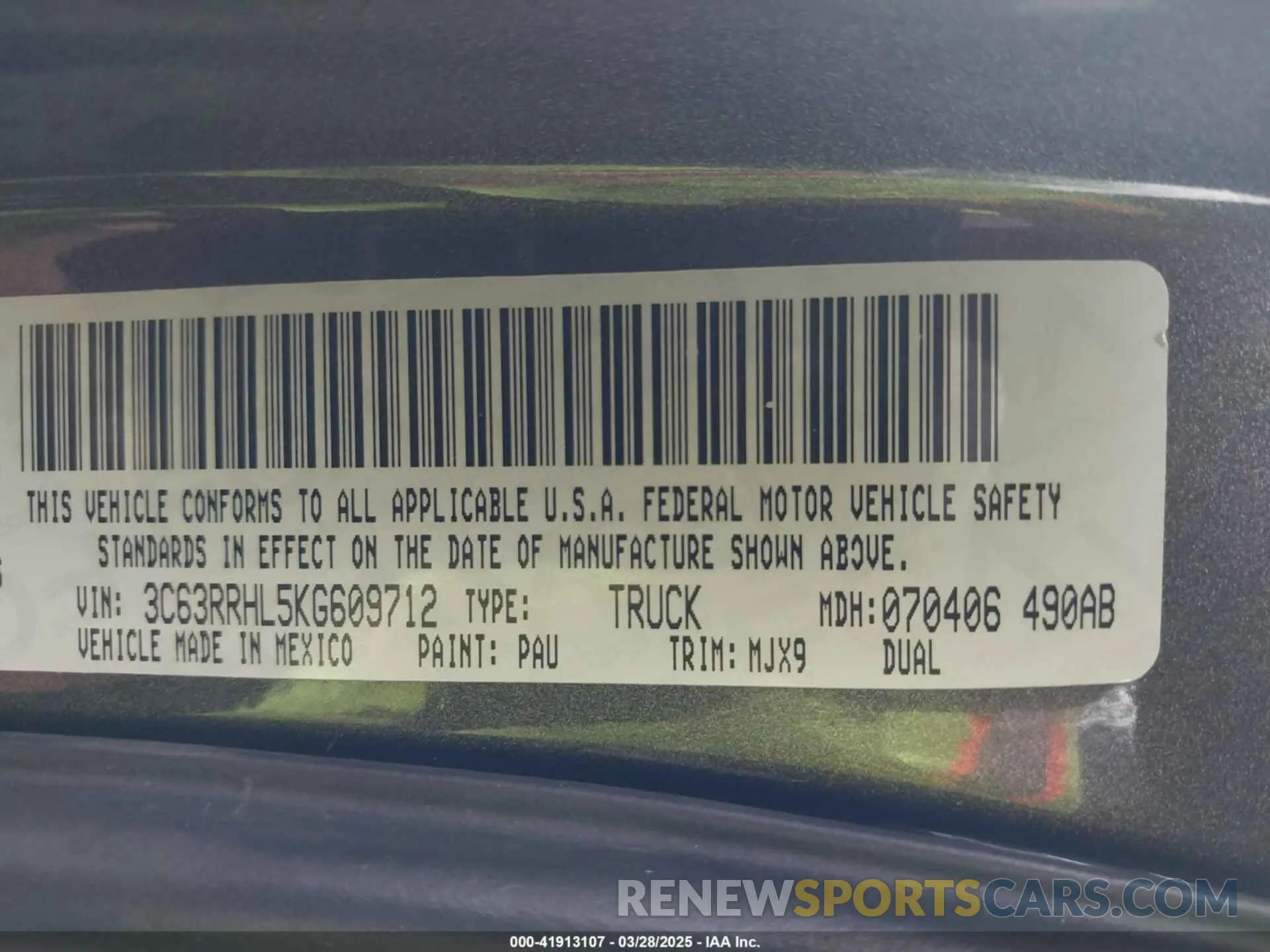 8 fotografías del automóvil dañado 3C63RRHL5KG609712 RAM 3500 2019