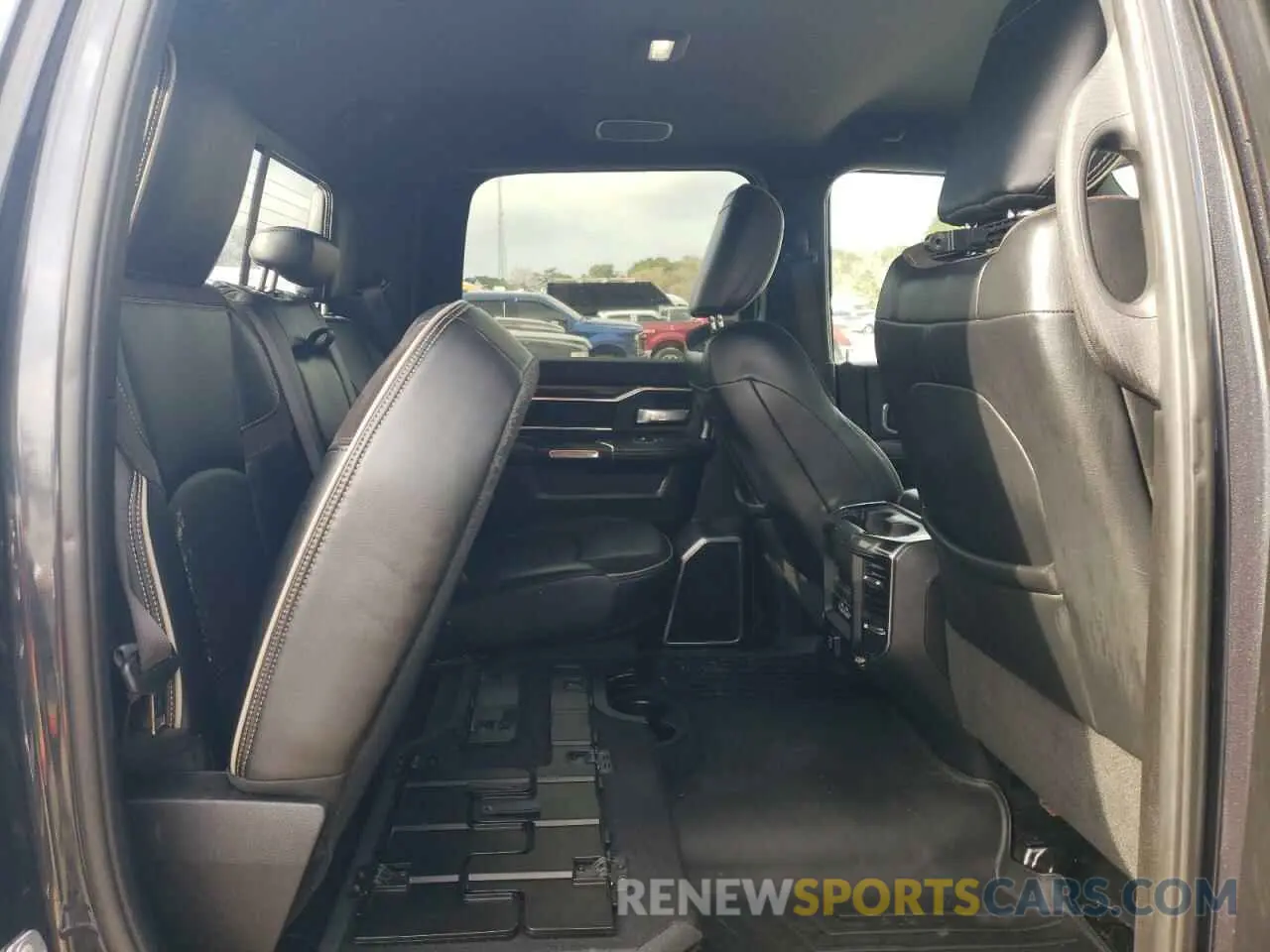 11 fotografías del automóvil dañado 3C63RRJL7KG524431 RAM 3500 2019