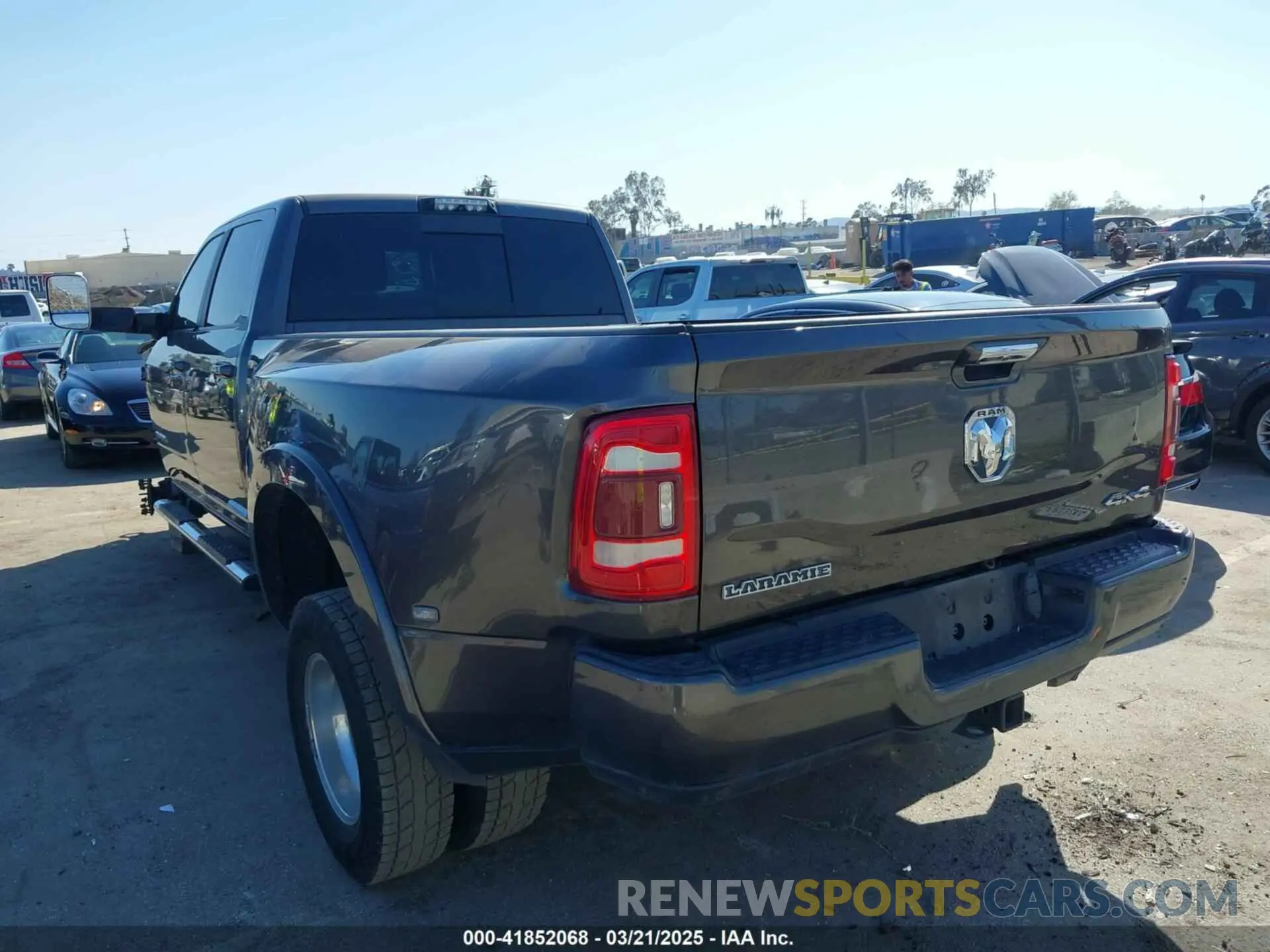 3 fotografías del automóvil dañado 3C63RRJL7KG537146 RAM 3500 2019
