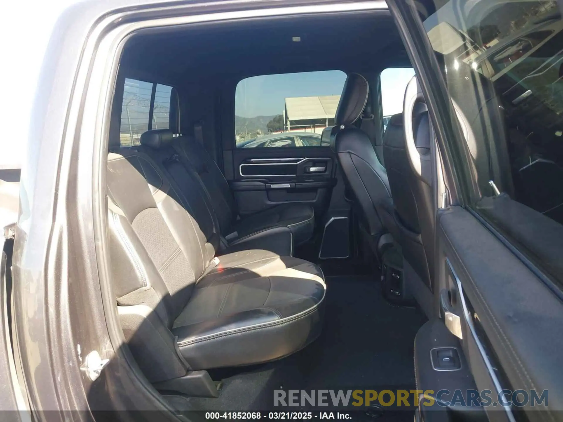 8 fotografías del automóvil dañado 3C63RRJL7KG537146 RAM 3500 2019