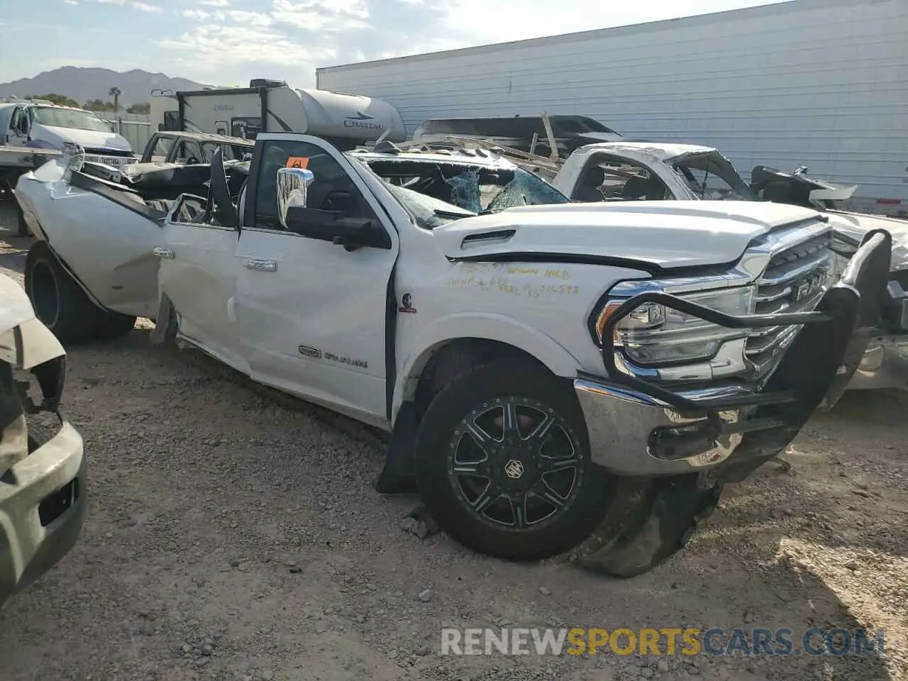 4 fotografías del automóvil dañado 3C63RRKL0KG526598 RAM 3500 2019