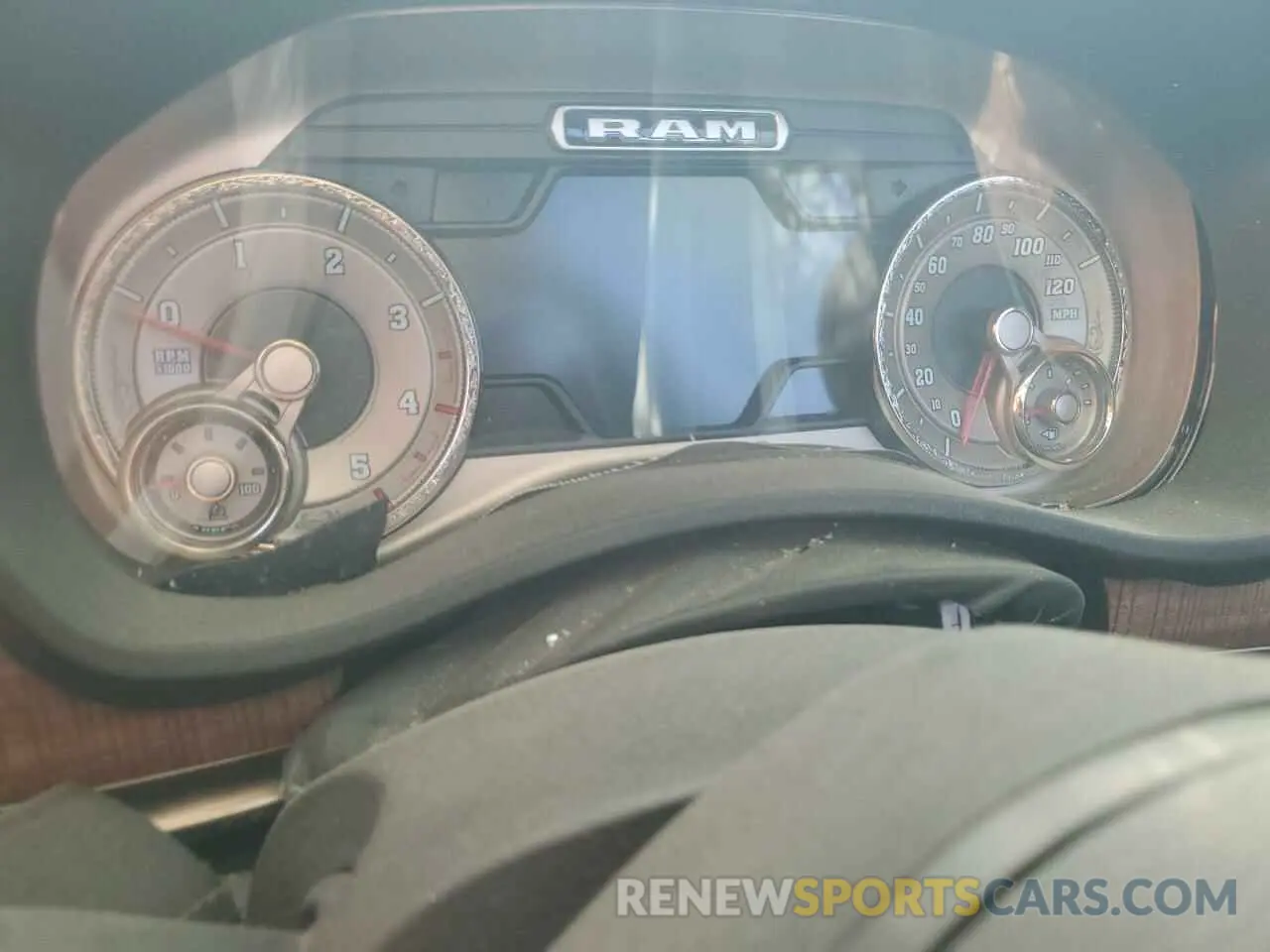 9 fotografías del automóvil dañado 3C63RRKL0KG526598 RAM 3500 2019