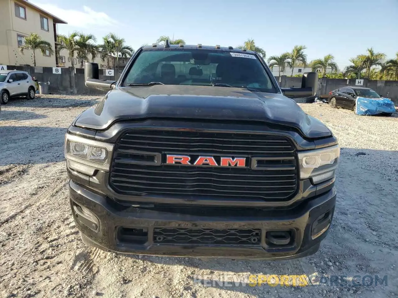 5 fotografías del automóvil dañado 3C63RRLL1KG534000 RAM 3500 2019