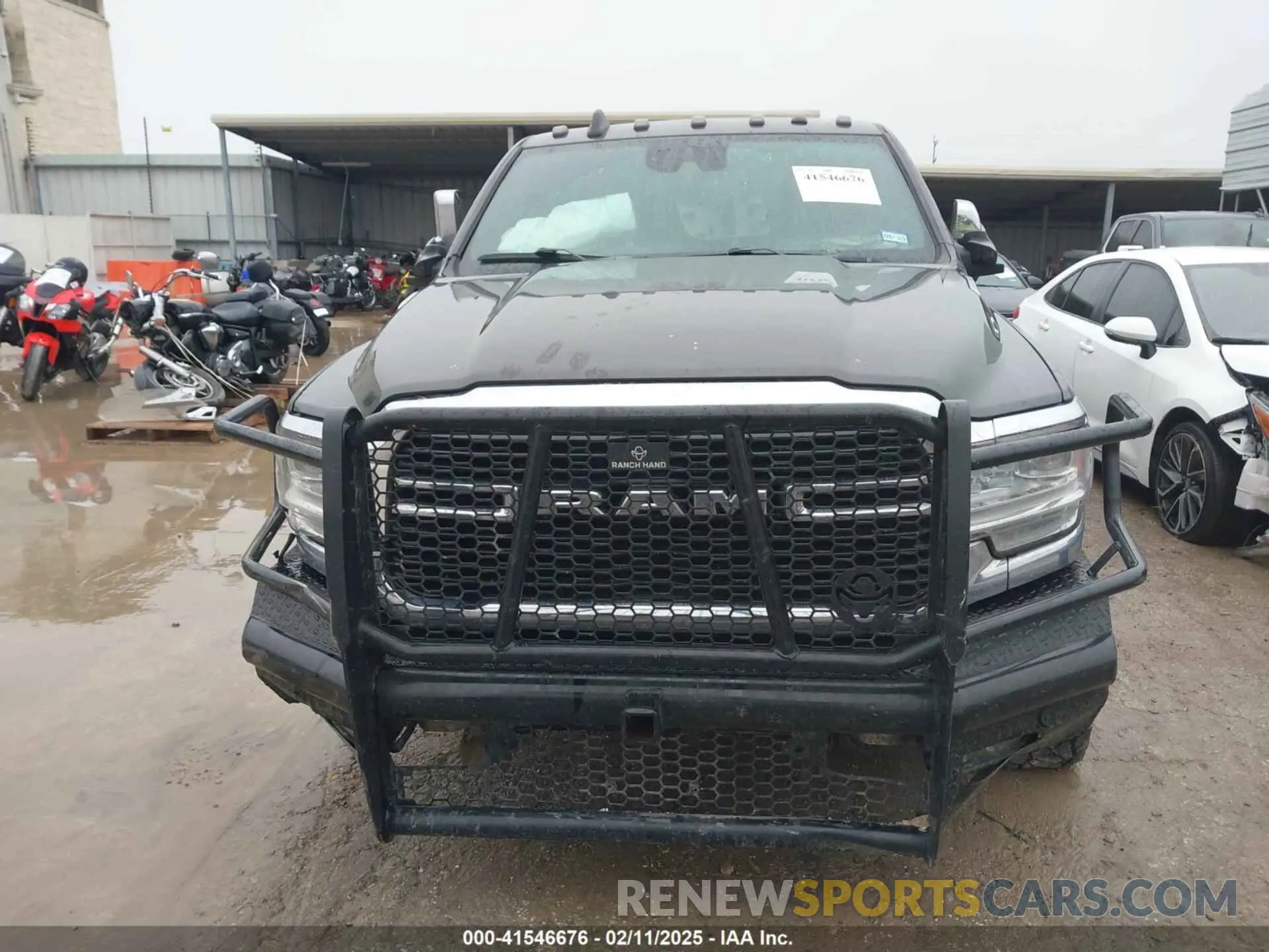 12 fotografías del automóvil dañado 3C63RRRL2KG660910 RAM 3500 2019
