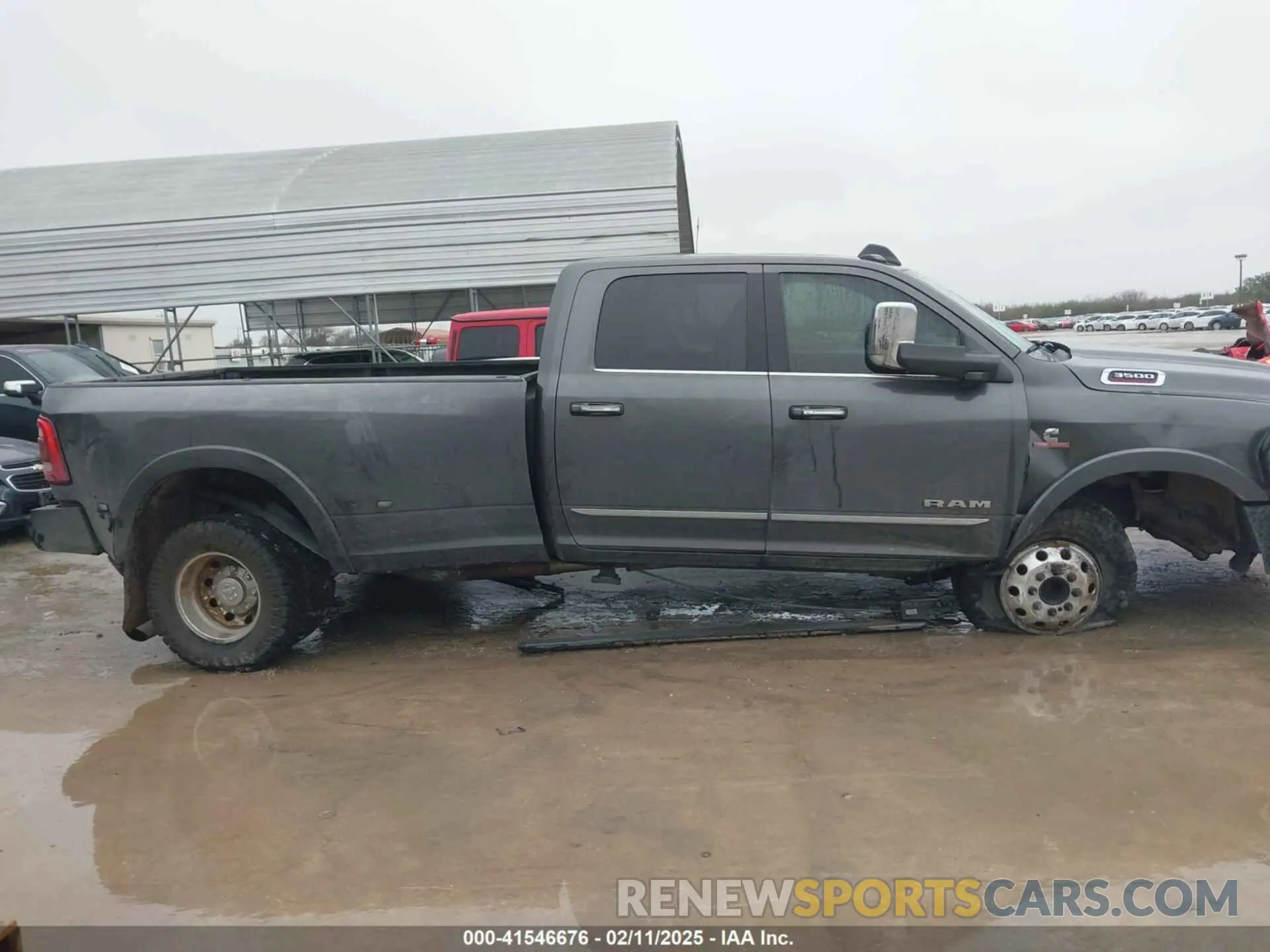 13 fotografías del automóvil dañado 3C63RRRL2KG660910 RAM 3500 2019