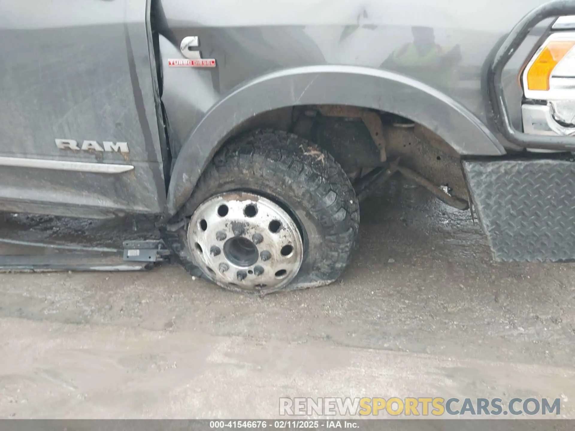 6 fotografías del automóvil dañado 3C63RRRL2KG660910 RAM 3500 2019