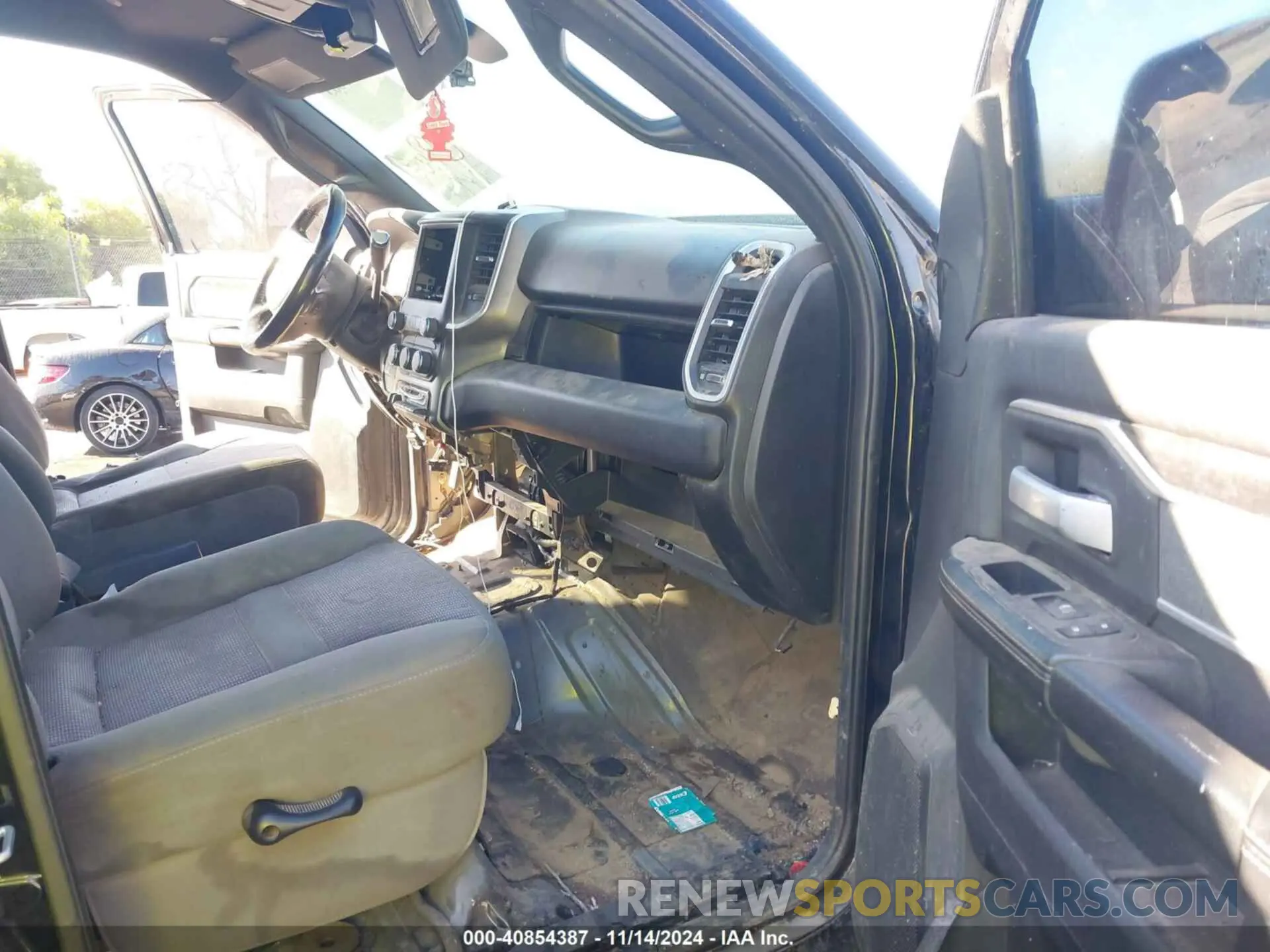 6 fotografías del automóvil dañado 3C63R3LL1LG291559 RAM 3500 2020