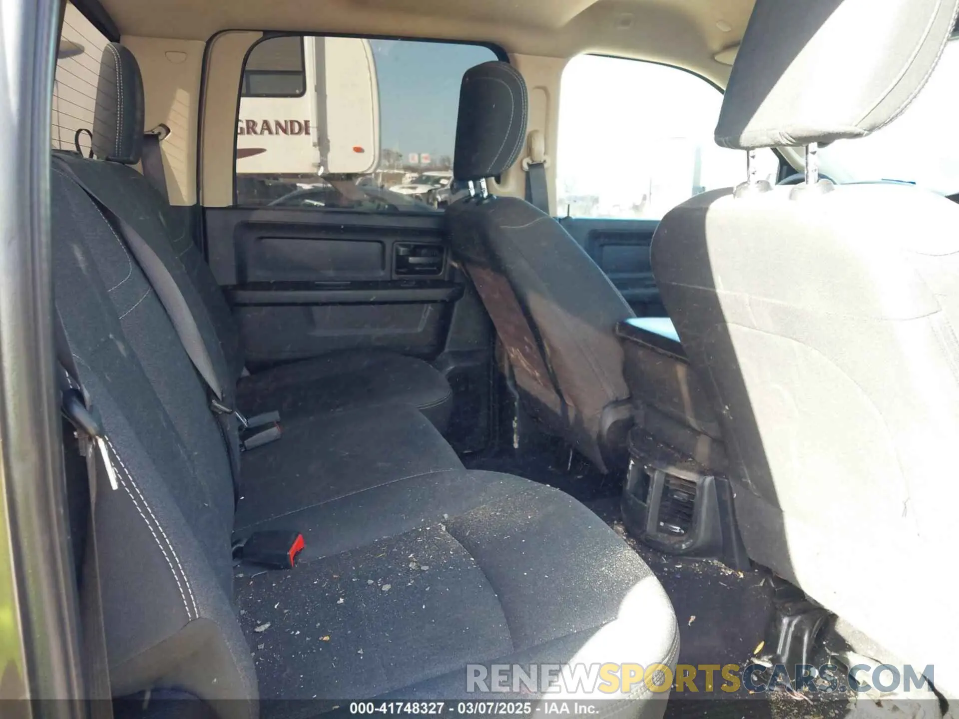 8 fotografías del automóvil dañado 3C63RRGL3LG241856 RAM 3500 2020