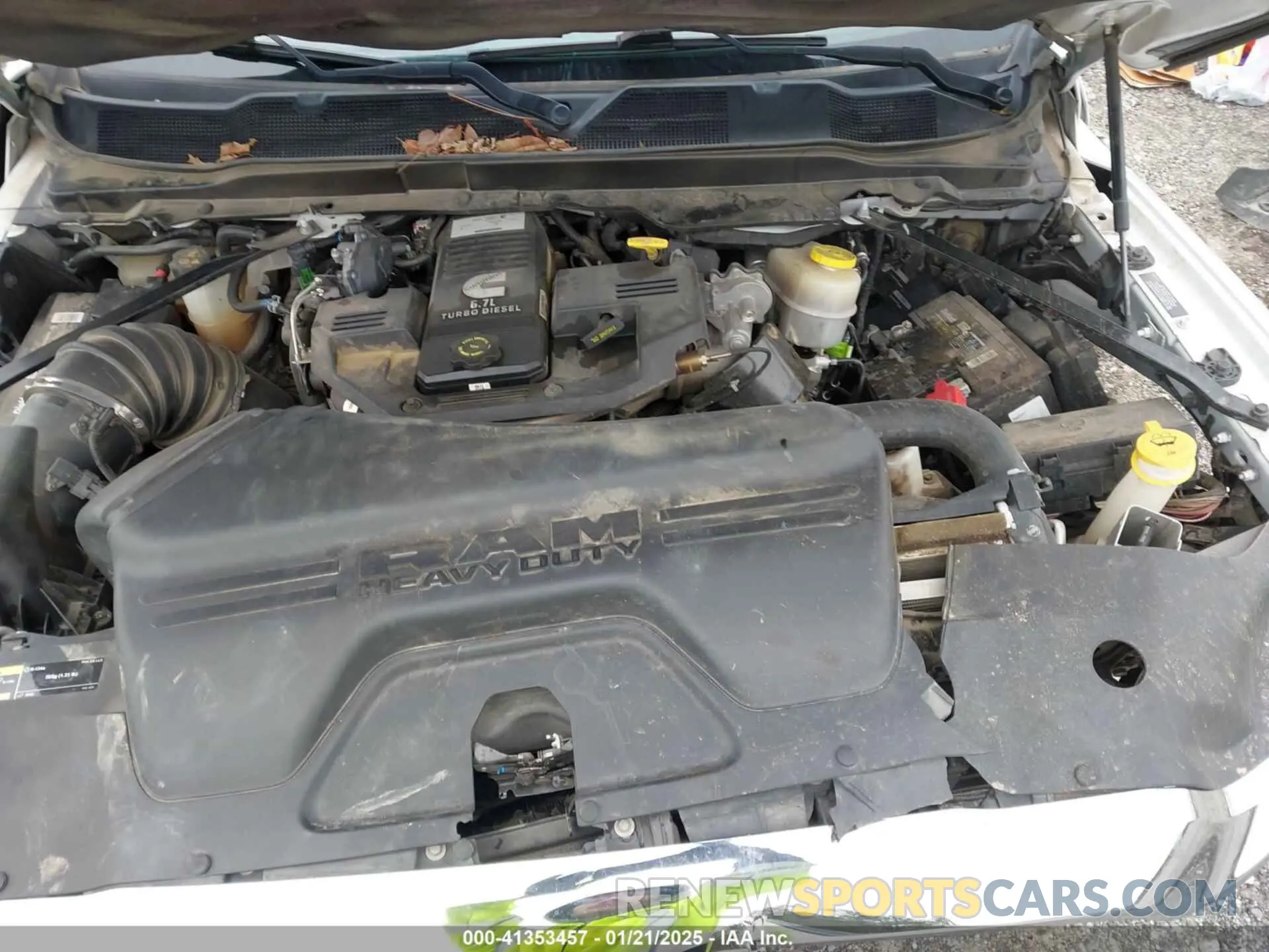 10 fotografías del automóvil dañado 3C63RRGL4LG114369 RAM 3500 2020