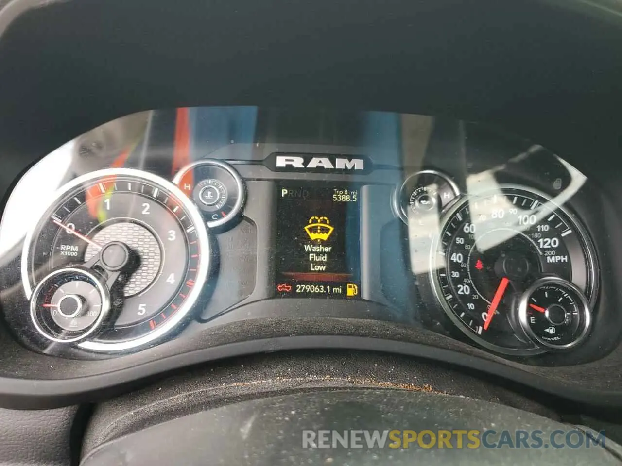 9 fotografías del automóvil dañado 3C63RRHL1LG198245 RAM 3500 2020