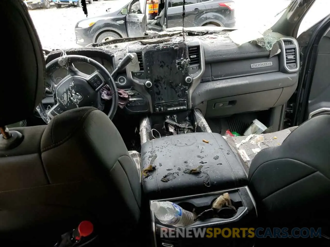 8 fotografías del automóvil dañado 3C63RRJL9LG176133 RAM 3500 2020