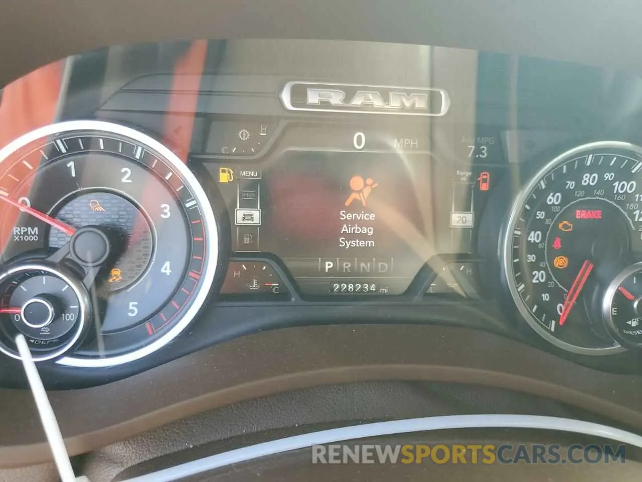 9 fotografías del automóvil dañado 3C63RRJL9LG233088 RAM 3500 2020
