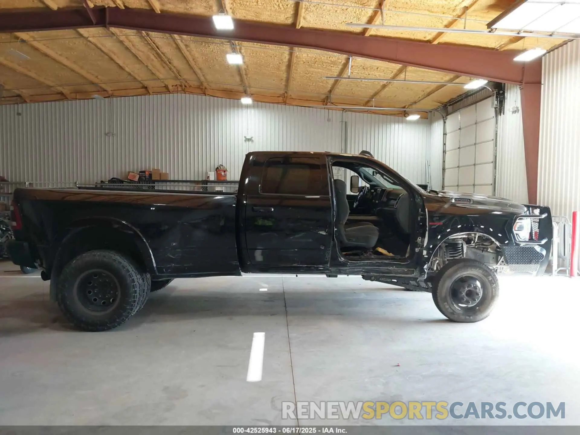 15 fotografías del automóvil dañado 3C63RRJL7MG550174 RAM 3500 2021