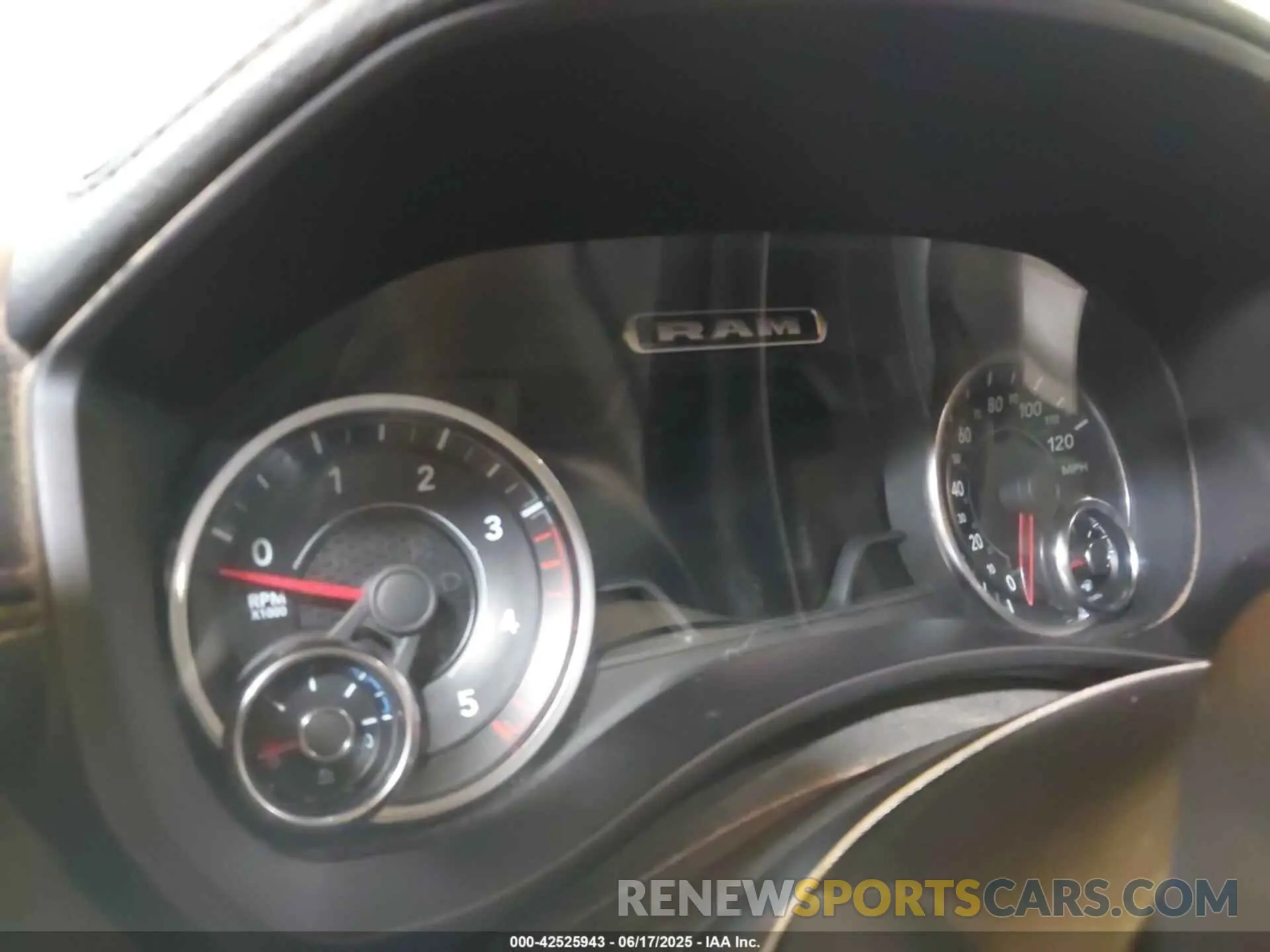 5 fotografías del automóvil dañado 3C63RRJL7MG550174 RAM 3500 2021