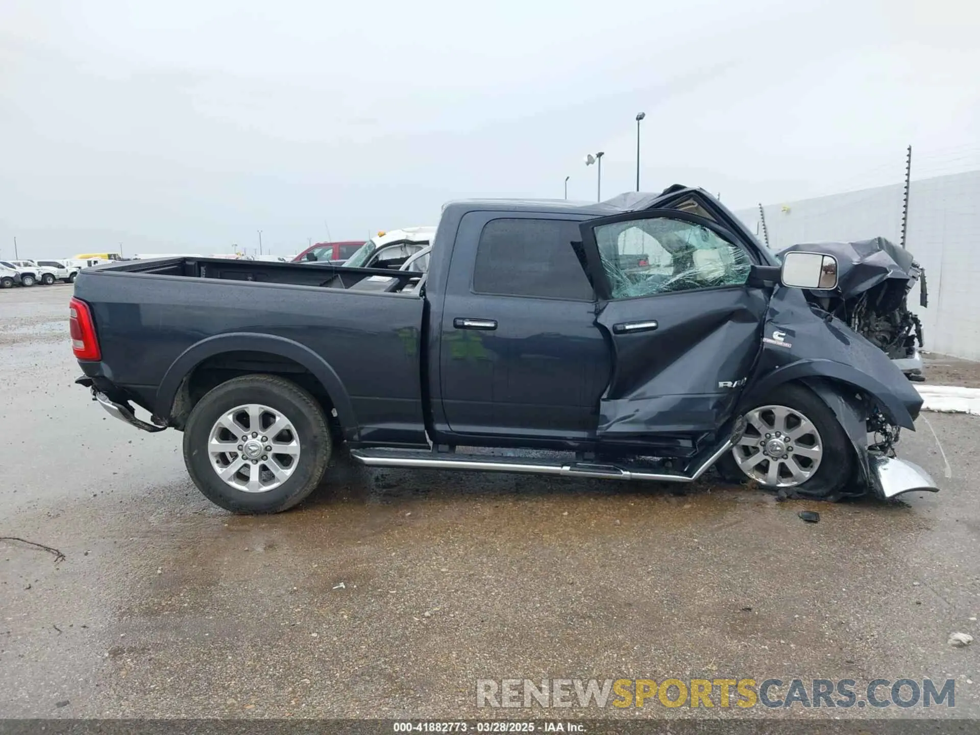 12 fotografías del automóvil dañado 3C63R3EL0NG135612 RAM 3500 2022