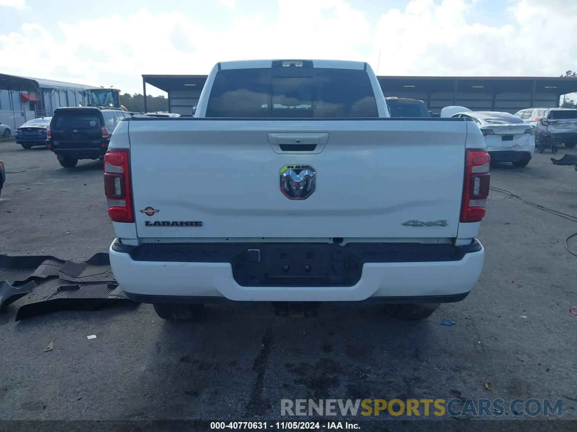 15 fotografías del automóvil dañado 3C63R3EL3NG353074 RAM 3500 2022