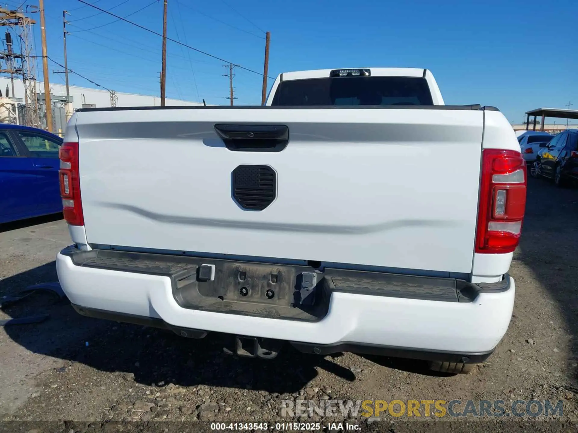 16 fotografías del automóvil dañado 3C63R3GL5NG320056 RAM 3500 2022