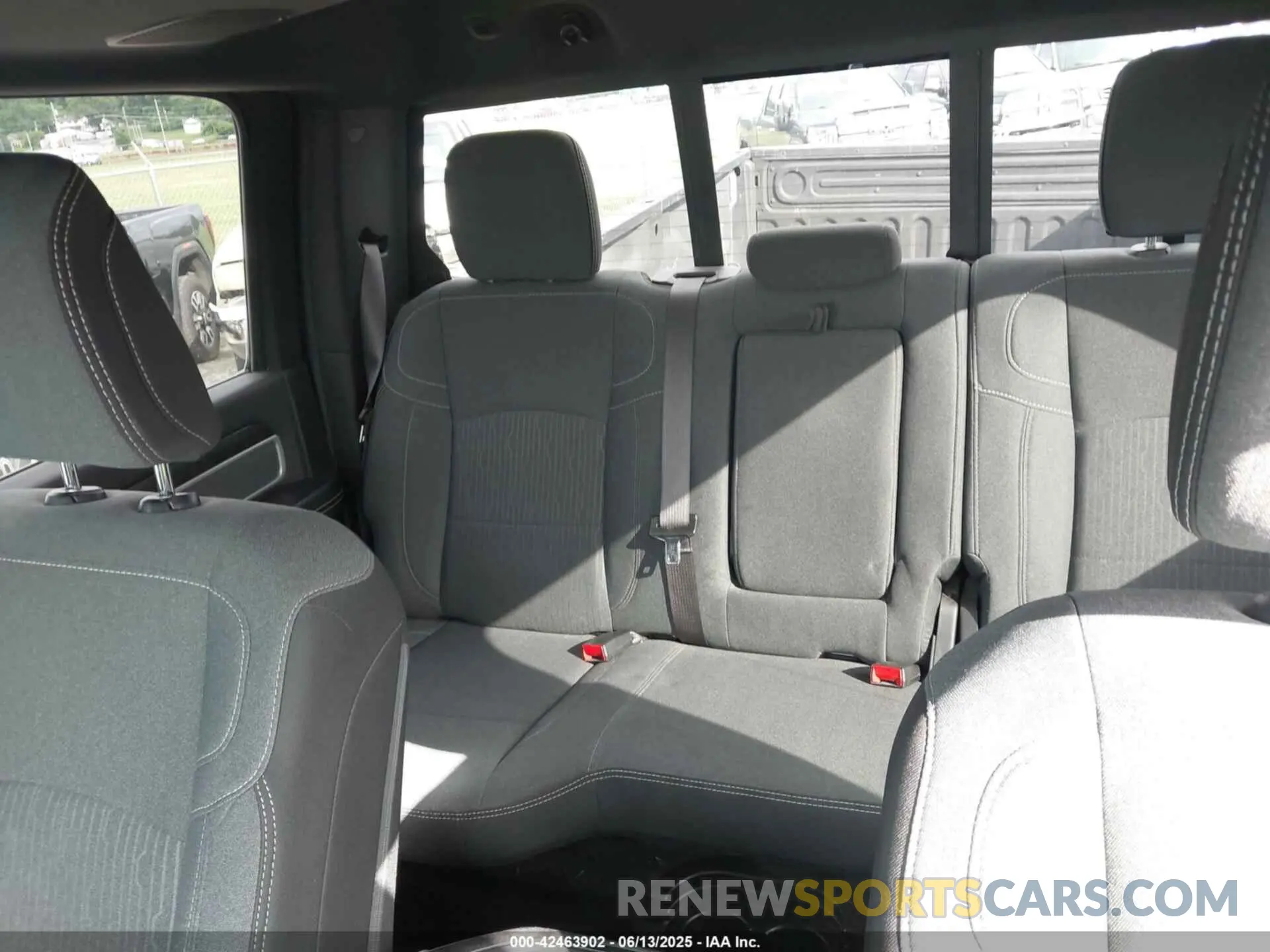 6 fotografías del automóvil dañado 3C63R3HL6NG121502 RAM 3500 2022