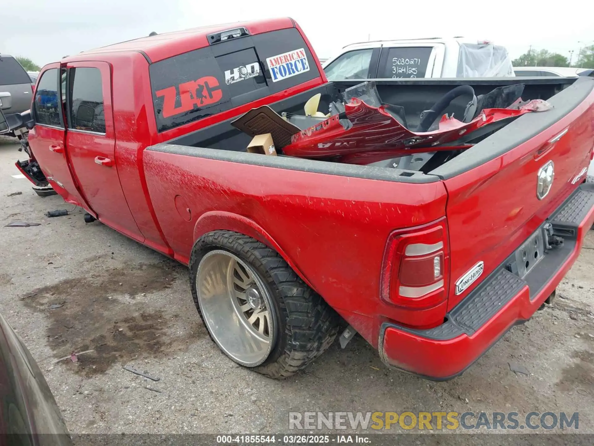 3 fotografías del automóvil dañado 3C63R3NLXNG228248 RAM 3500 2022