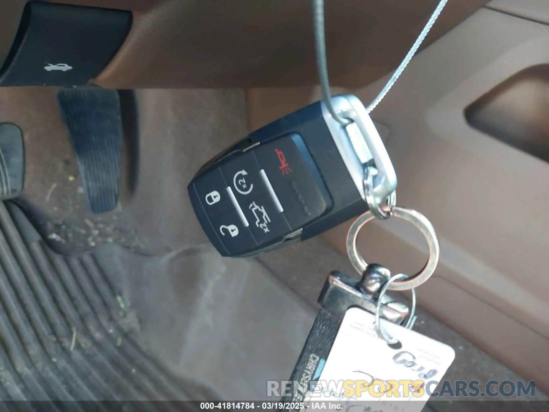 10 fotografías del automóvil dañado 3C63RRKL2NG153245 RAM 3500 2022