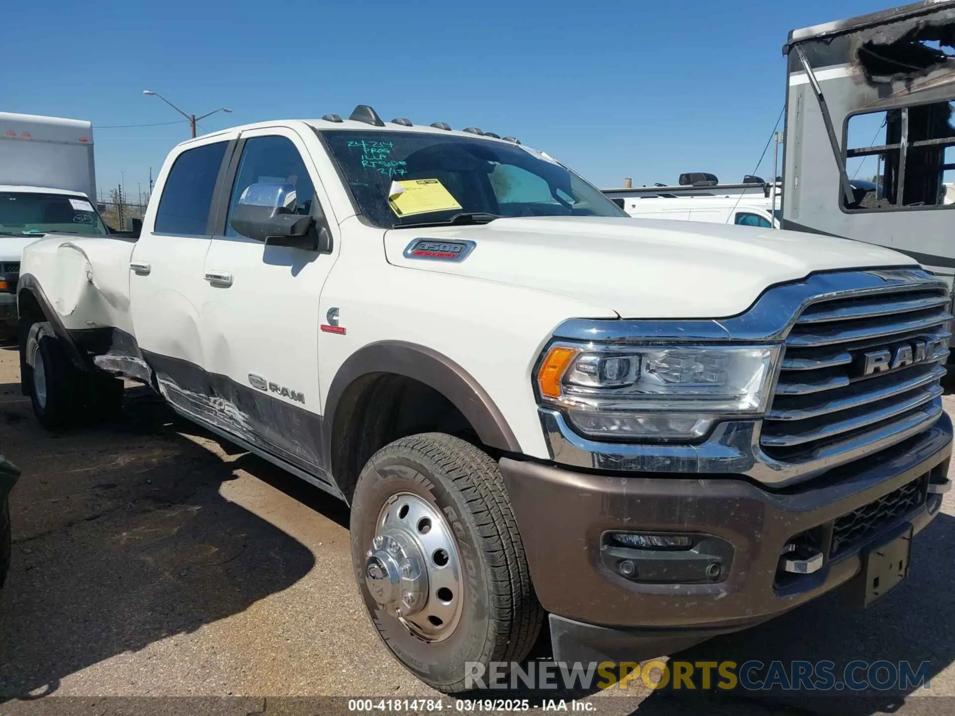 11 fotografías del automóvil dañado 3C63RRKL2NG153245 RAM 3500 2022