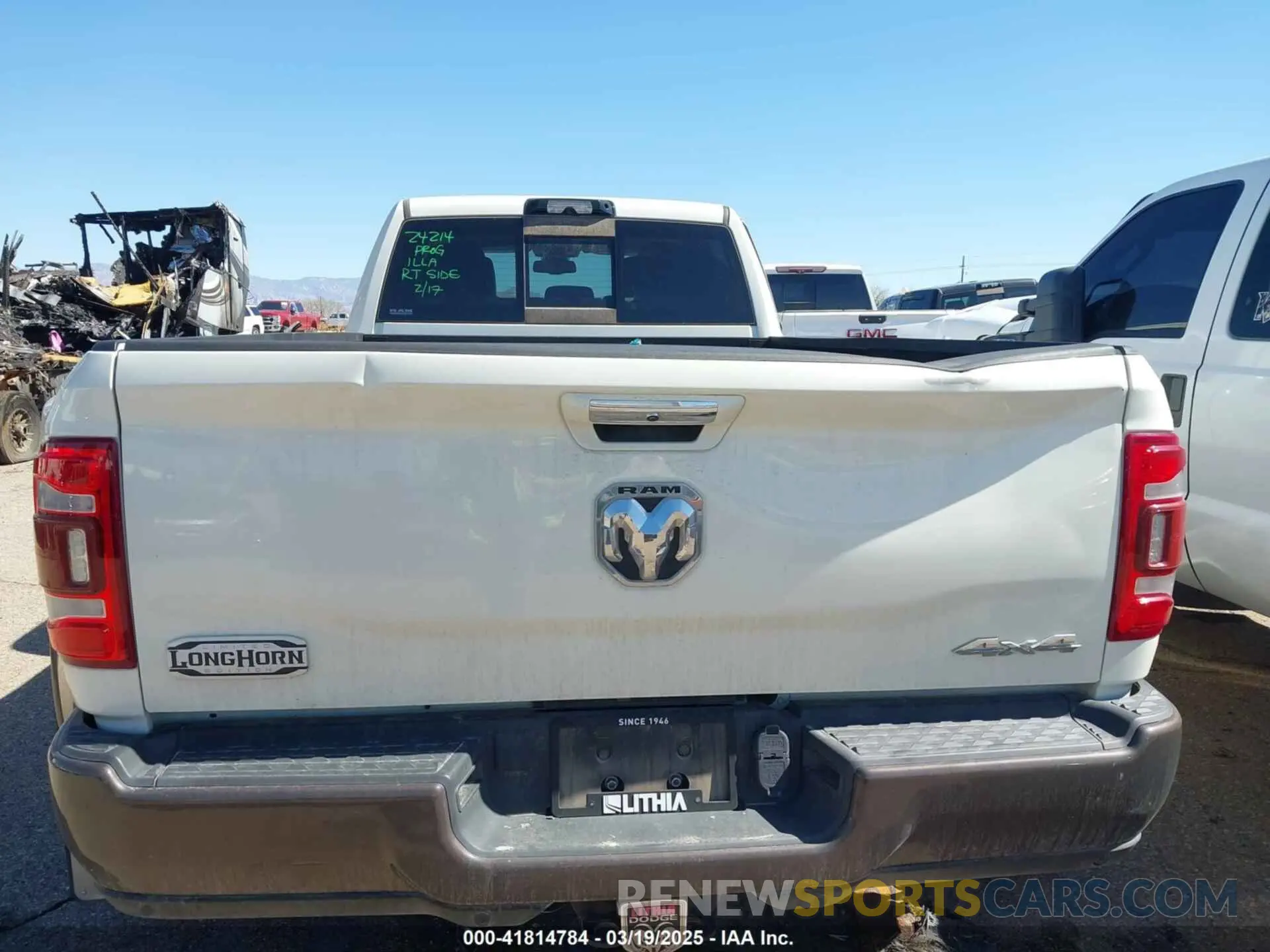 15 fotografías del automóvil dañado 3C63RRKL2NG153245 RAM 3500 2022
