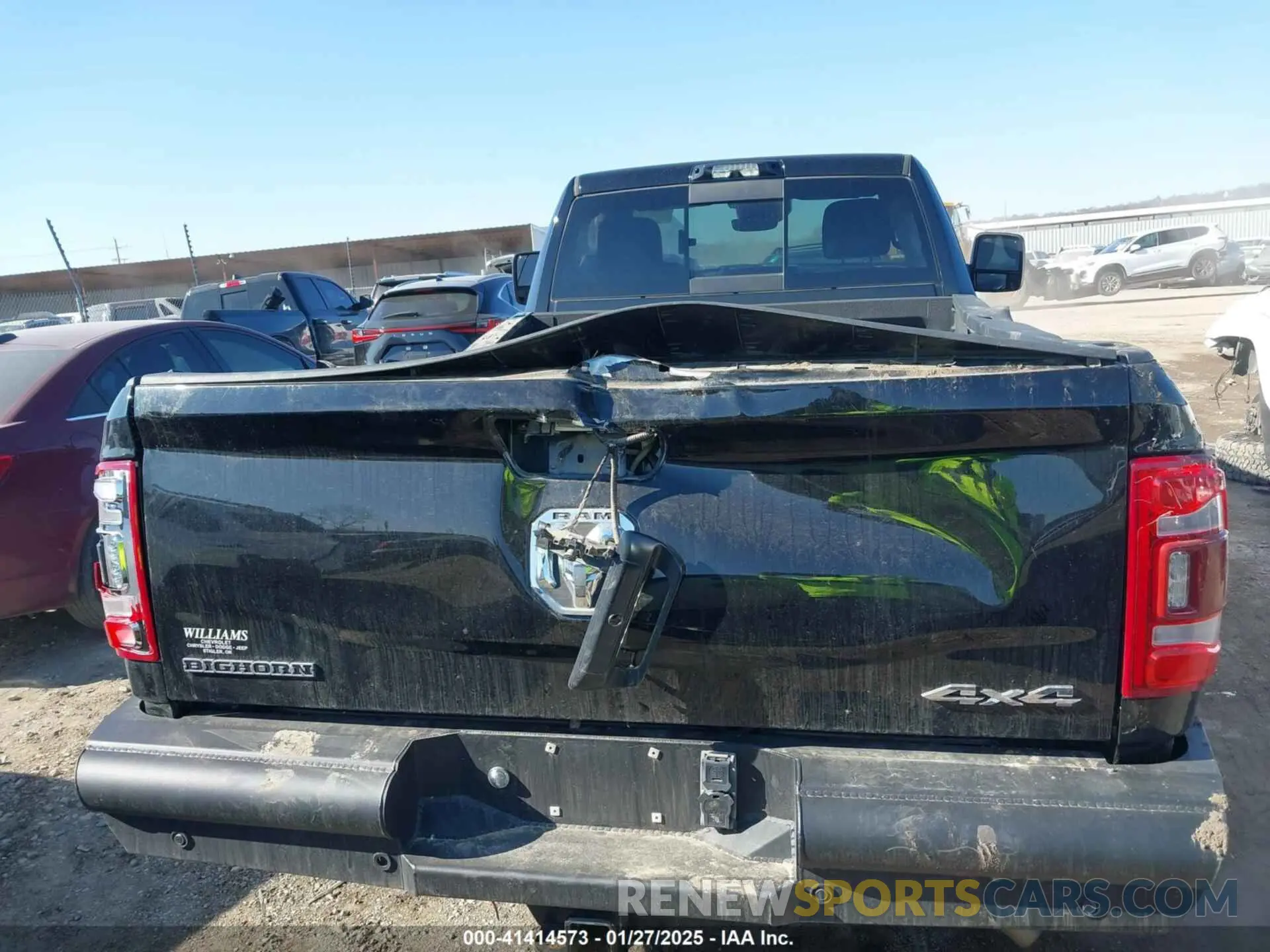 16 fotografías del automóvil dañado 3C63R3BJ8PG608369 RAM 3500 2023