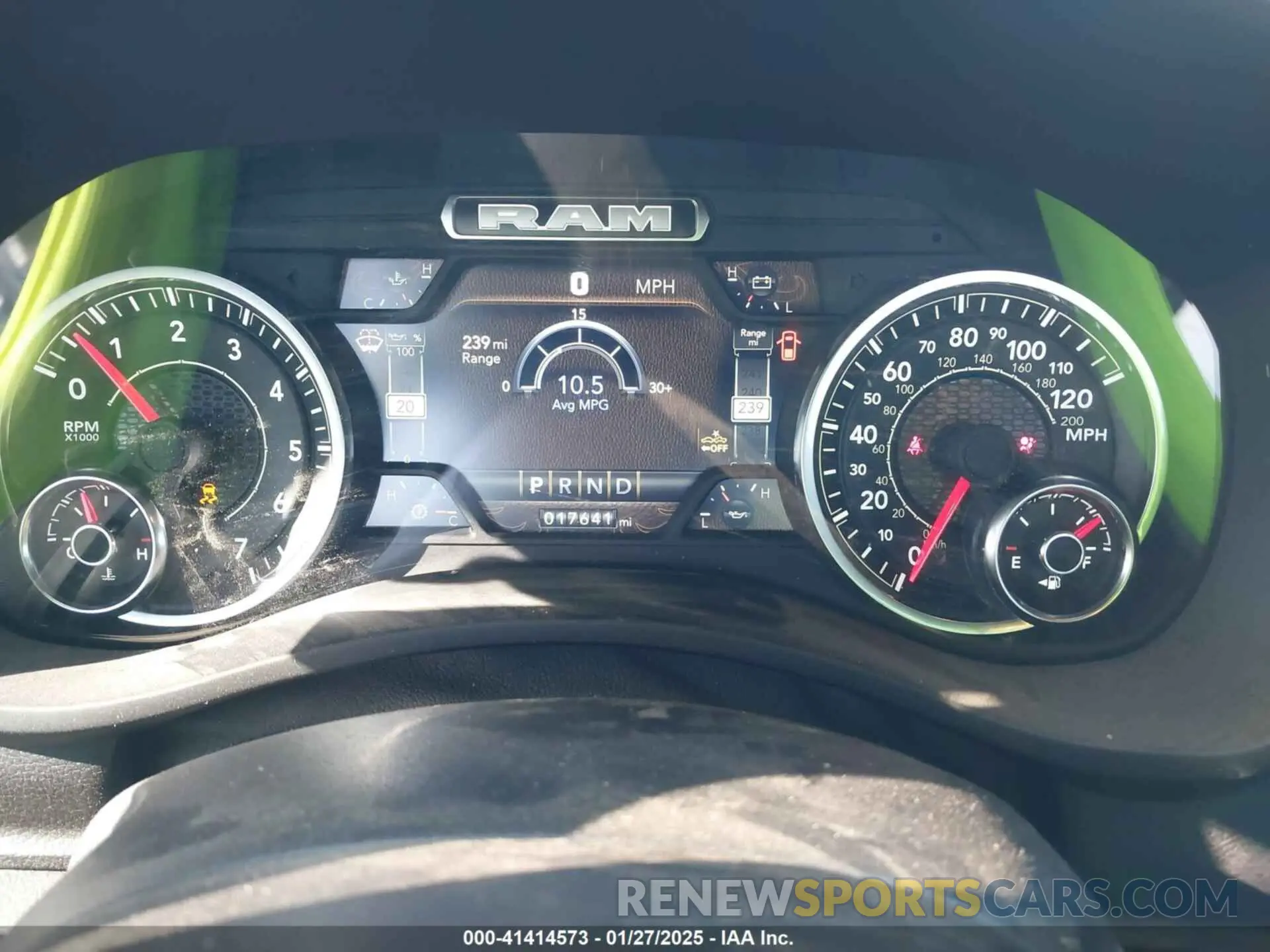 5 fotografías del automóvil dañado 3C63R3BJ8PG608369 RAM 3500 2023