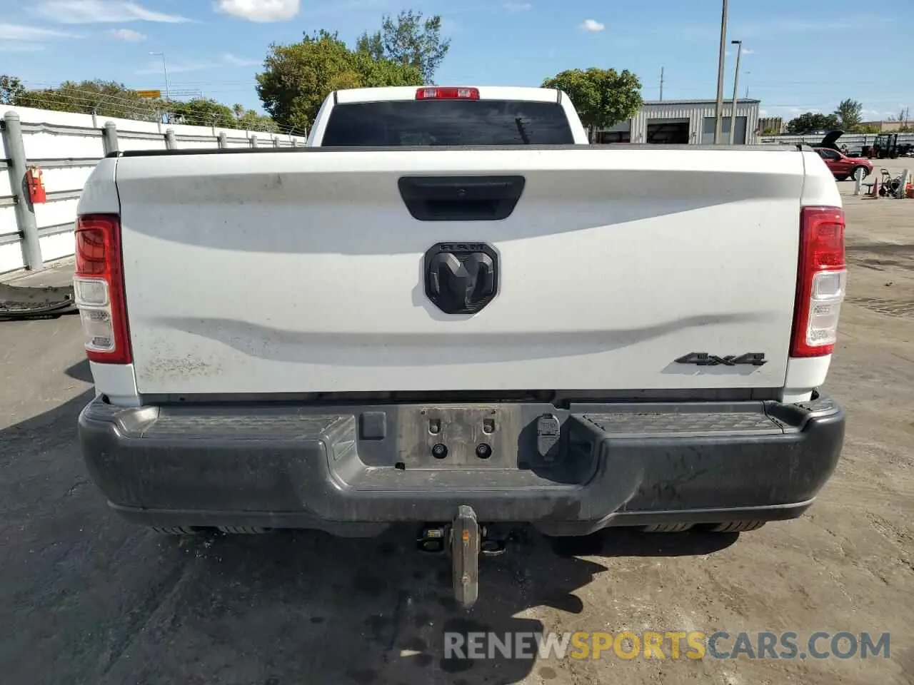 6 fotografías del automóvil dañado 3C63RRGL4PG626039 RAM 3500 2023
