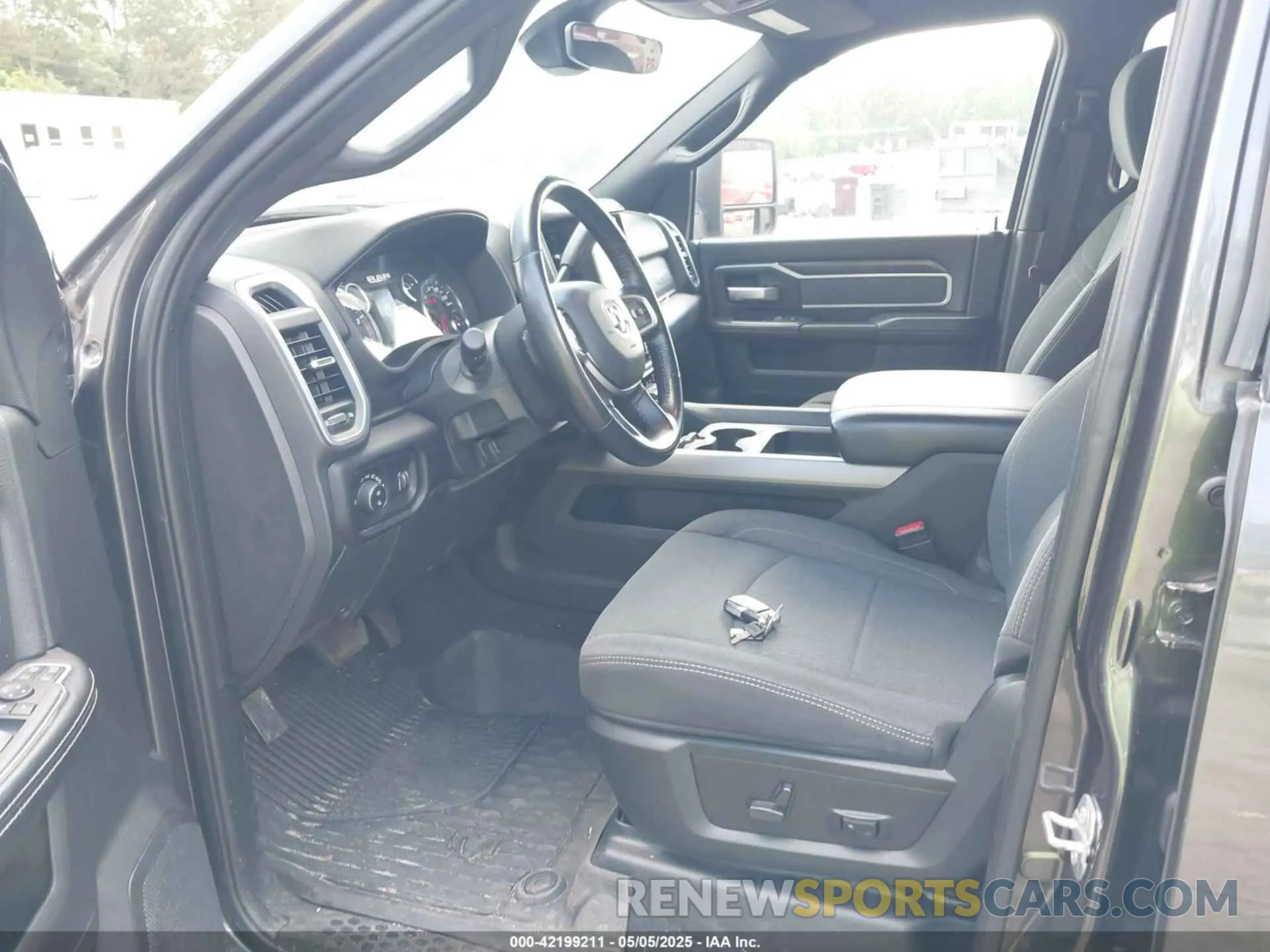 6 fotografías del automóvil dañado 3C63RRHL0PG542718 RAM 3500 2023