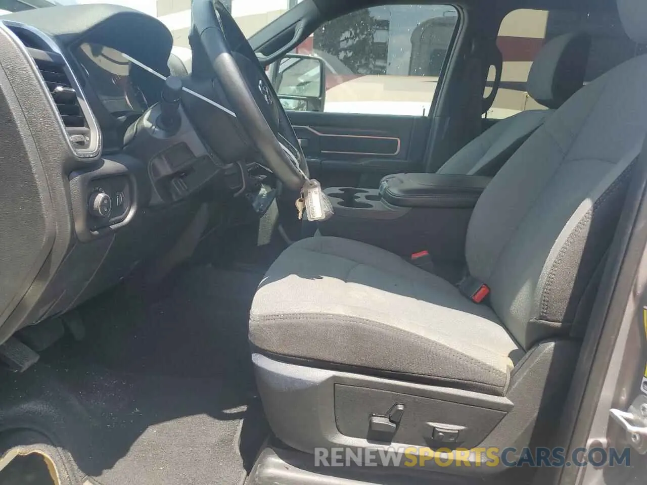 7 fotografías del automóvil dañado 3C63R3HL2RG339085 RAM 3500 2024