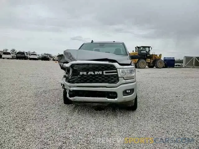 14 fotografías del automóvil dañado 3C63R3HL7RG358781 RAM 3500 2024