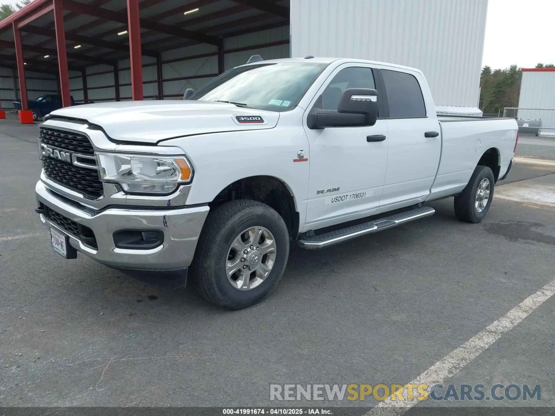 2 fotografías del automóvil dañado 3C63R3HL9RG271741 RAM 3500 2024