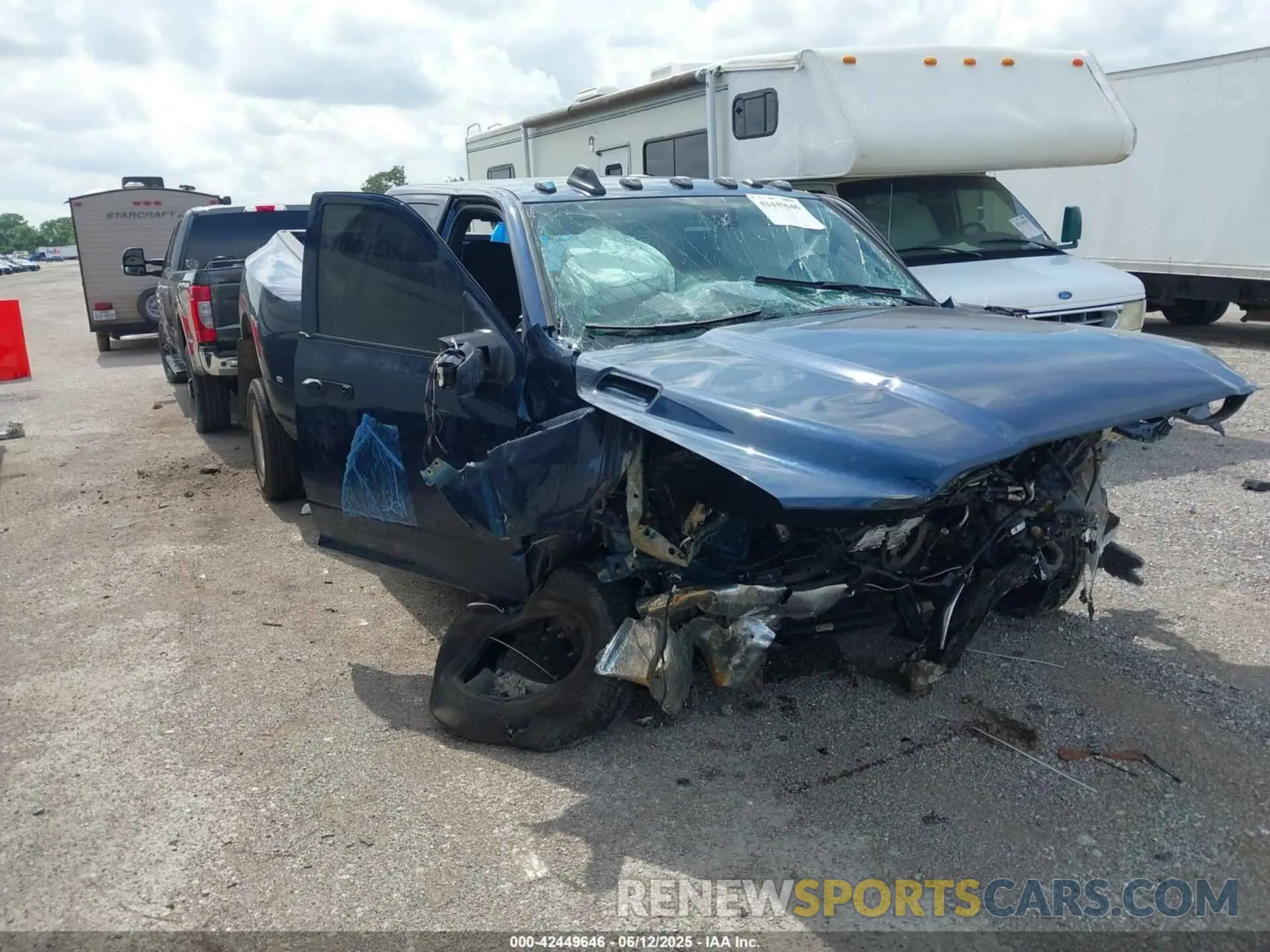 1 fotografías del automóvil dañado 3C63RRGL3RG339617 RAM 3500 2024