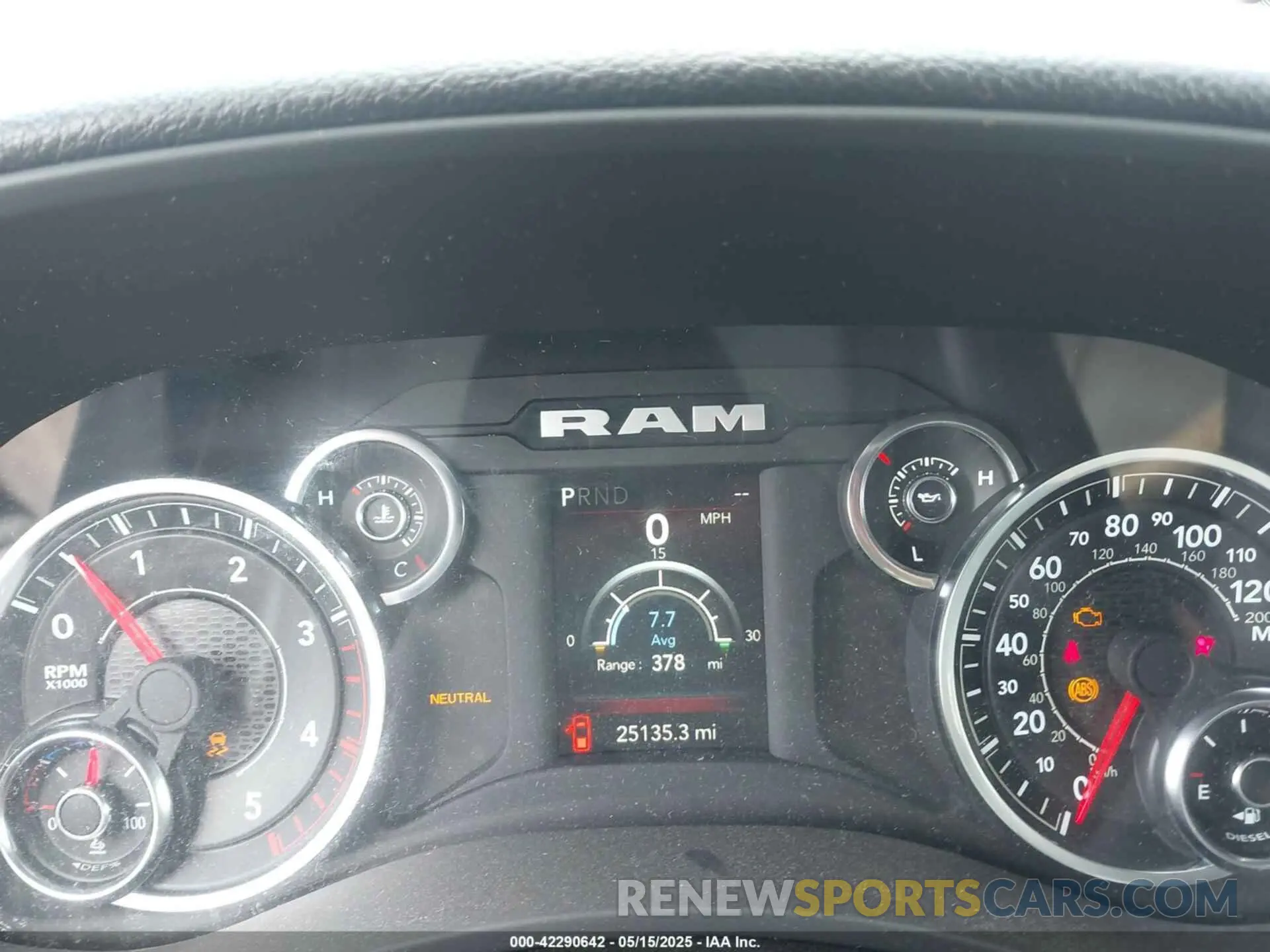5 fotografías del automóvil dañado 3C63RRGL7RG339801 RAM 3500 2024