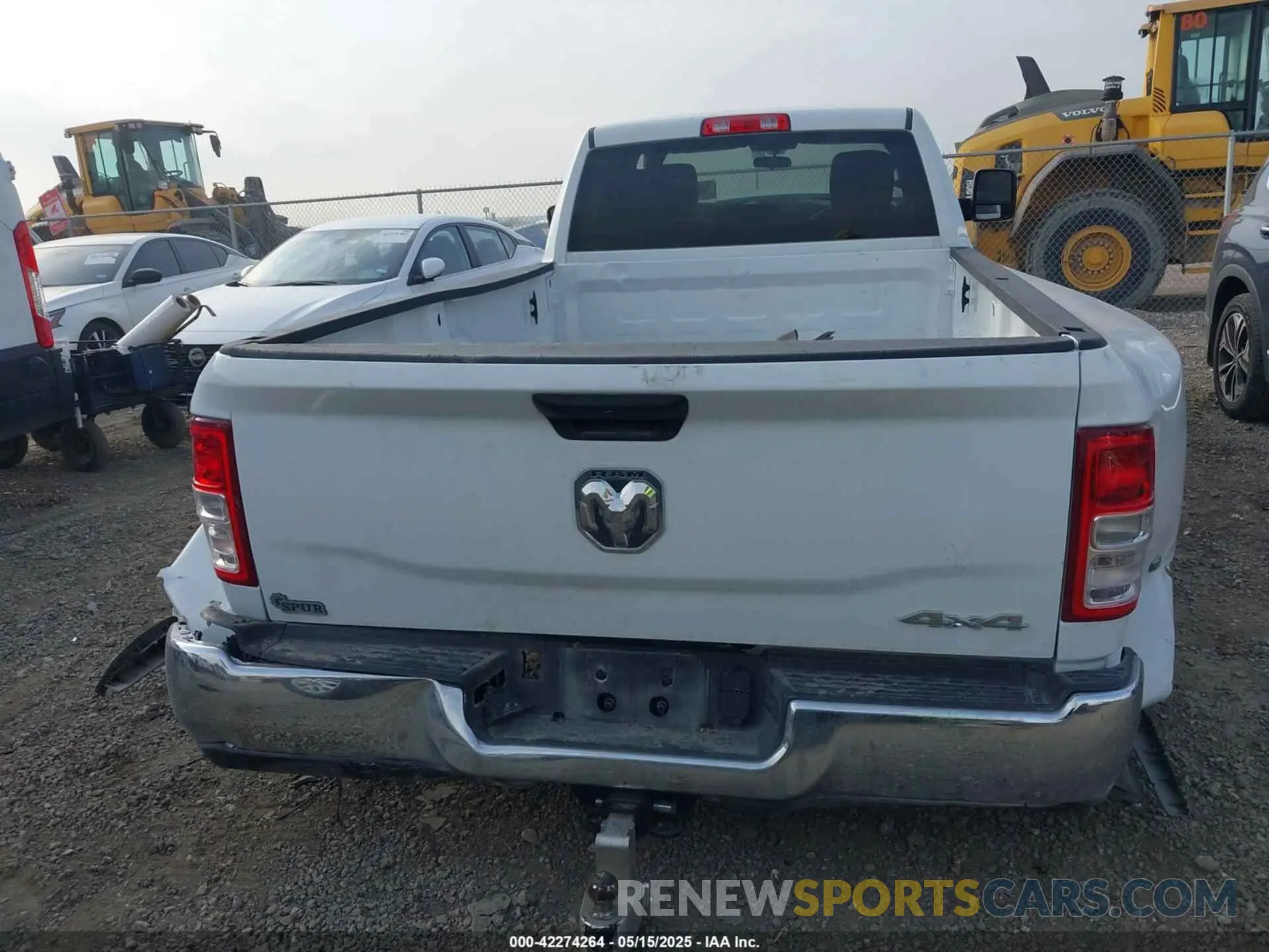15 fotografías del automóvil dañado 3C63RRGLXRG281084 RAM 3500 2024