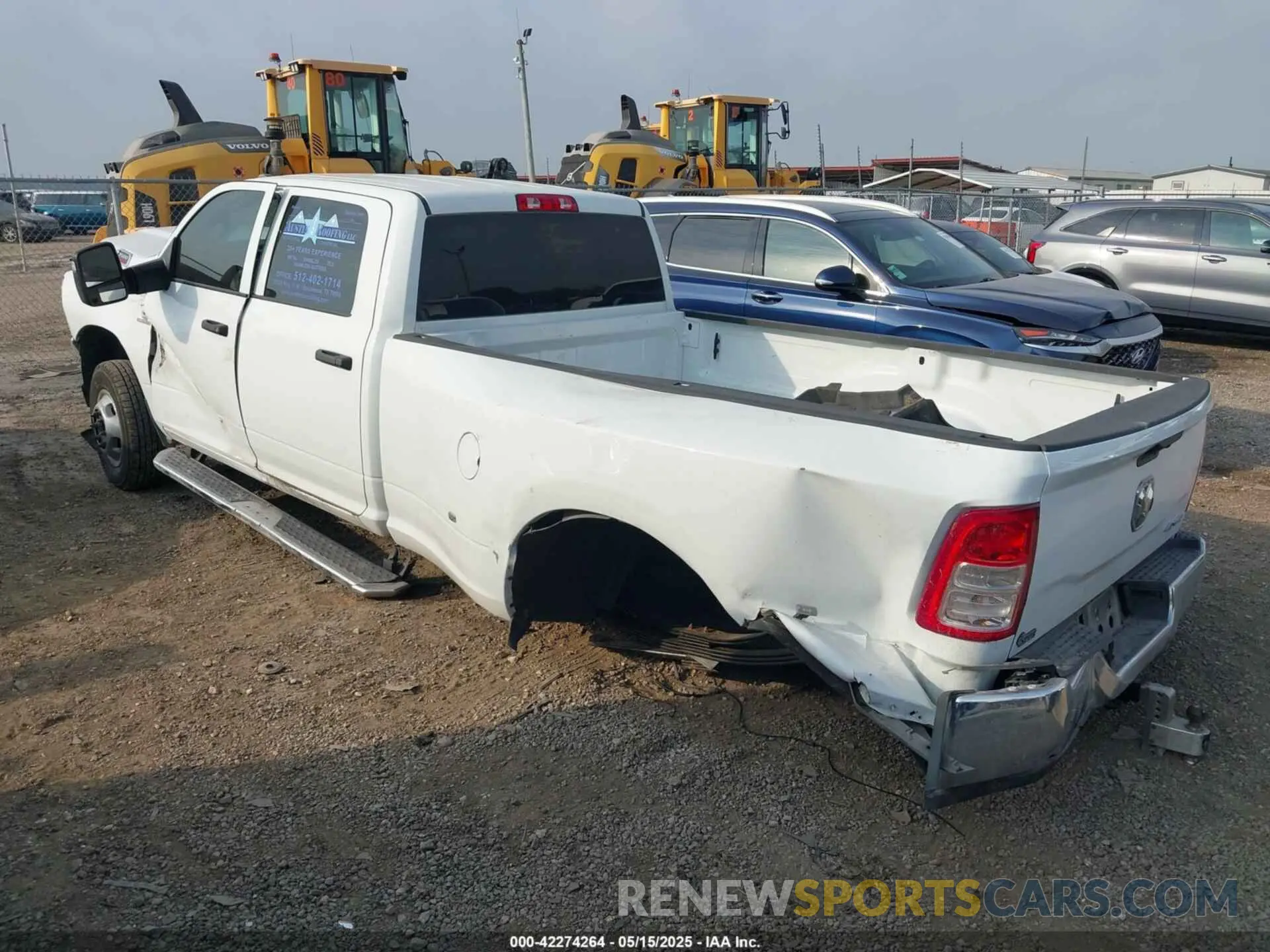 3 fotografías del automóvil dañado 3C63RRGLXRG281084 RAM 3500 2024