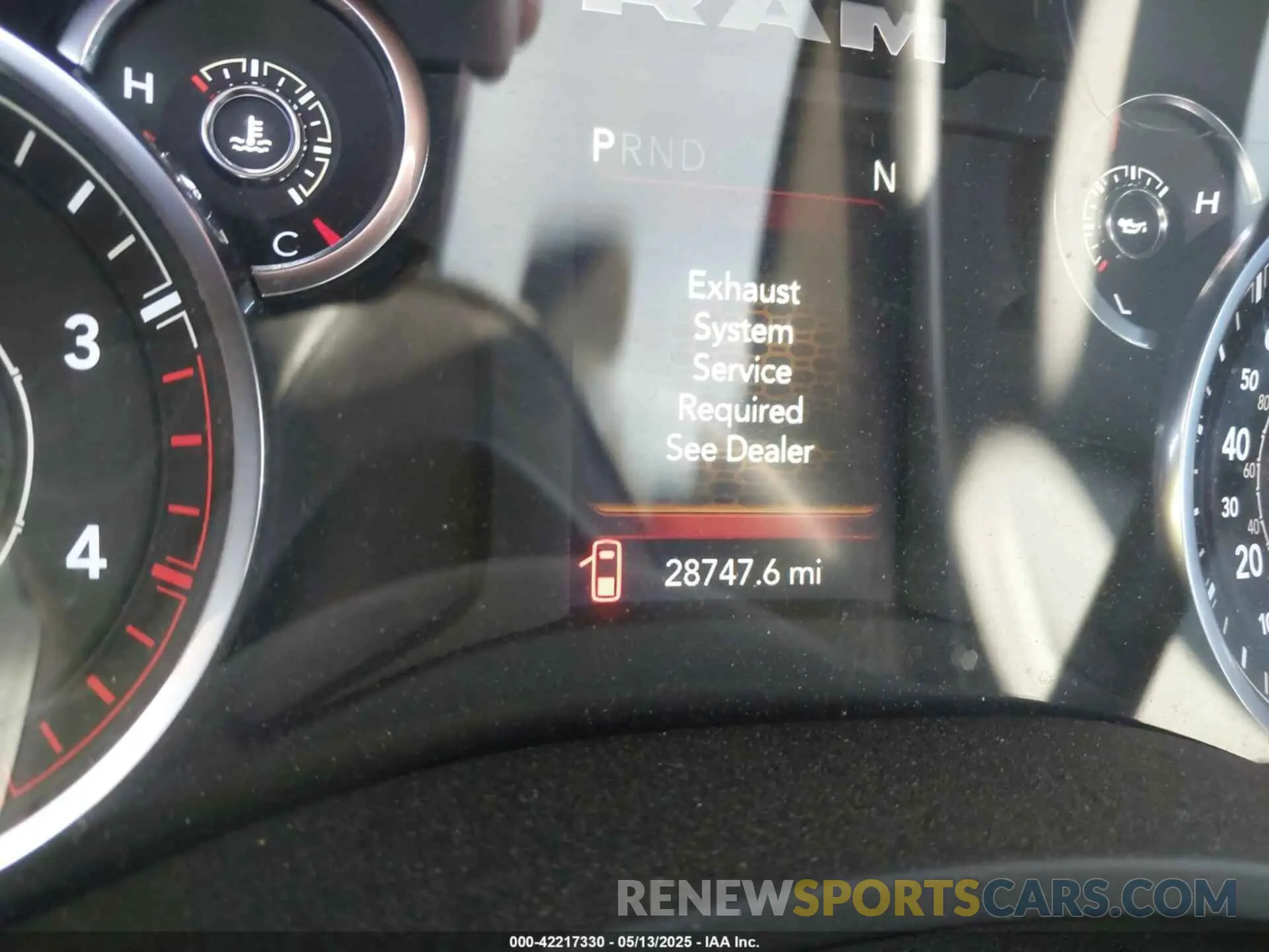 5 fotografías del automóvil dañado 3C63RRHL1RG337184 RAM 3500 2024