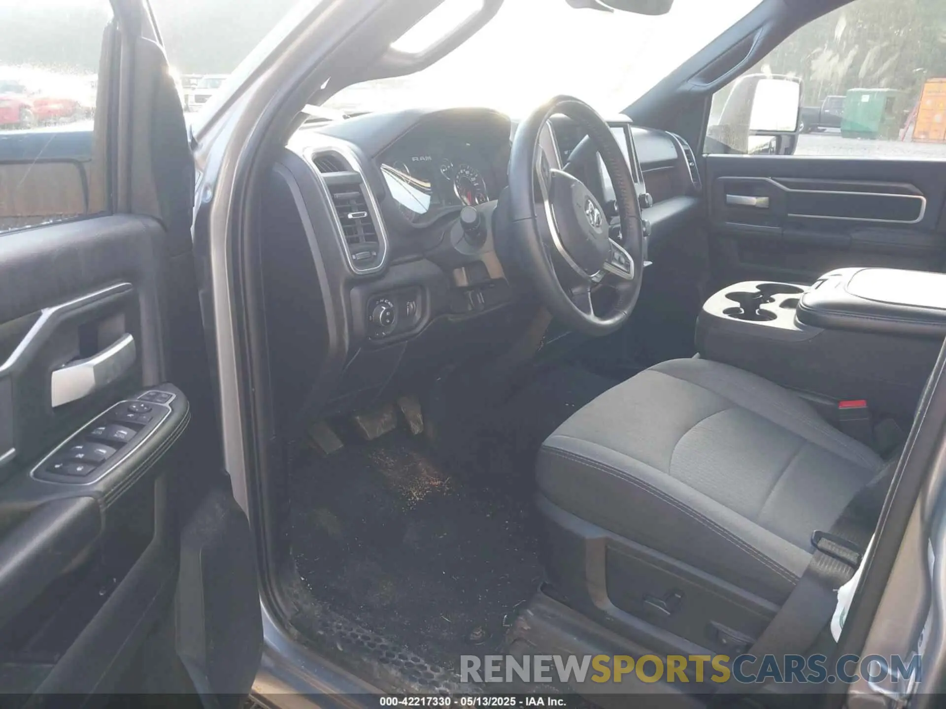 7 fotografías del automóvil dañado 3C63RRHL1RG337184 RAM 3500 2024