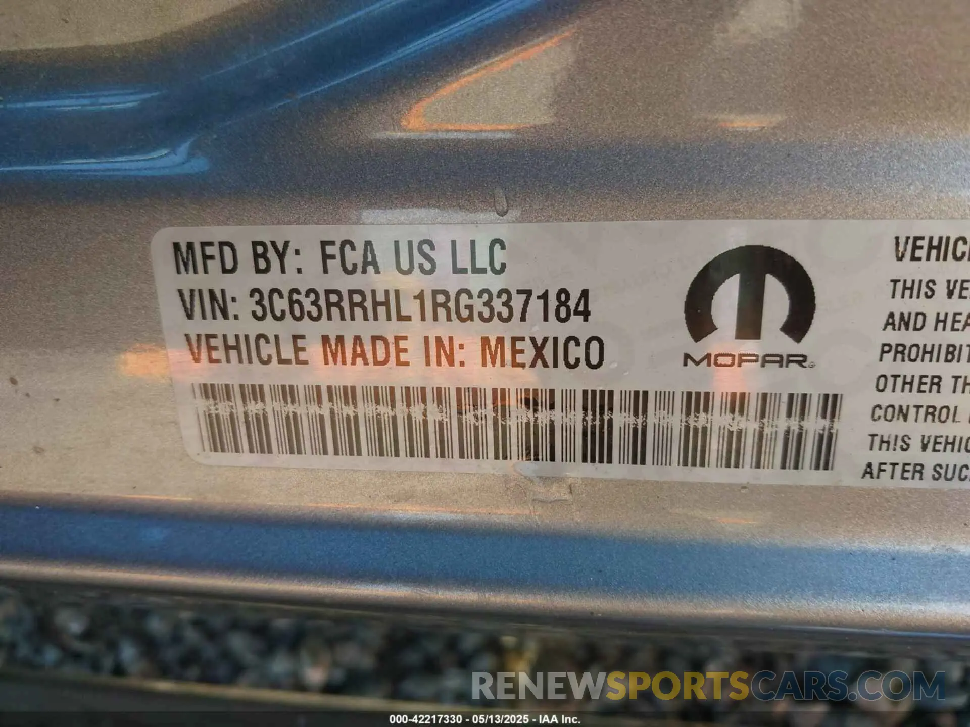 8 fotografías del automóvil dañado 3C63RRHL1RG337184 RAM 3500 2024