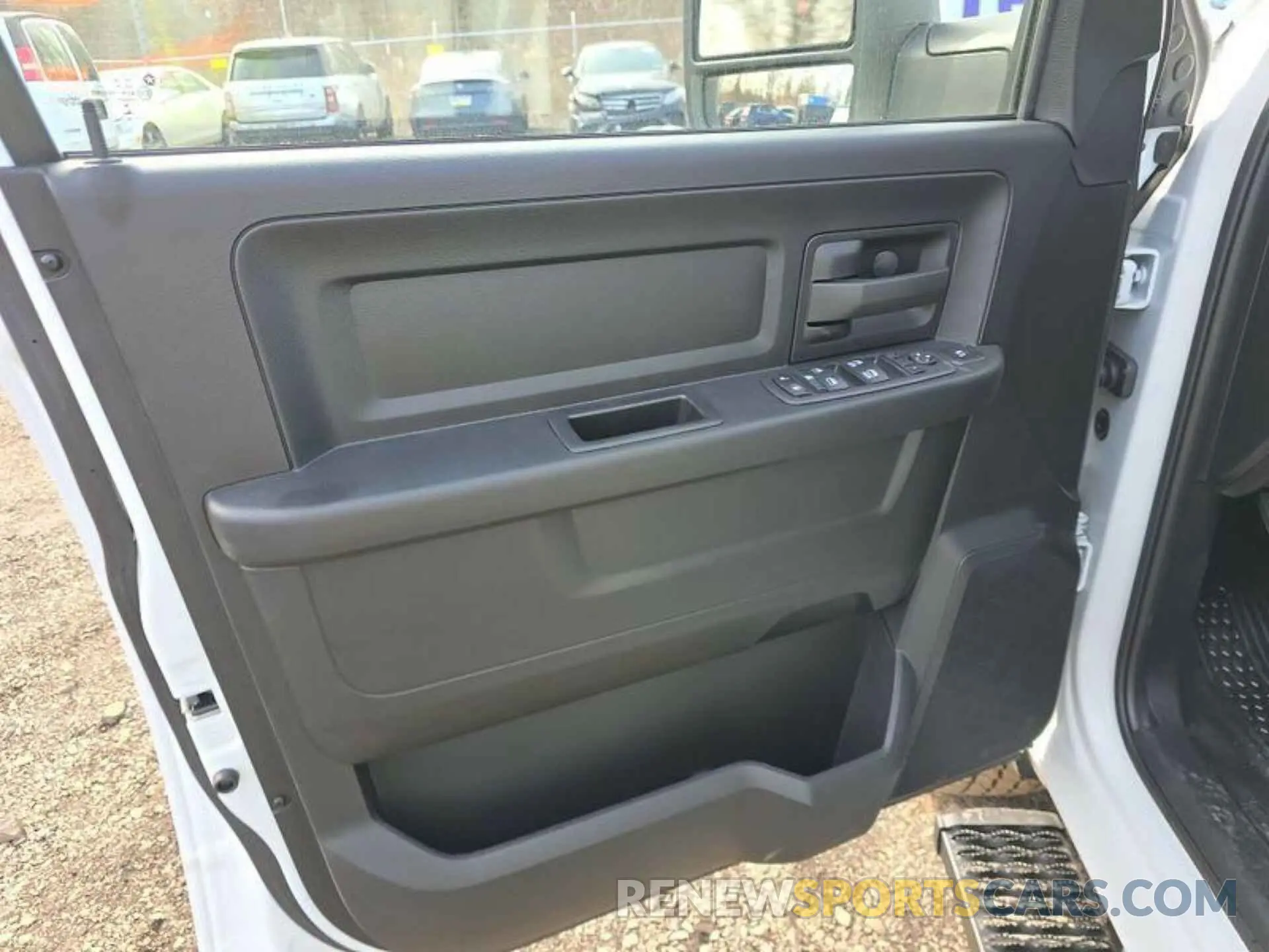 5 fotografías del automóvil dañado 3C7WR9CL7RG274365 RAM 3500 2024