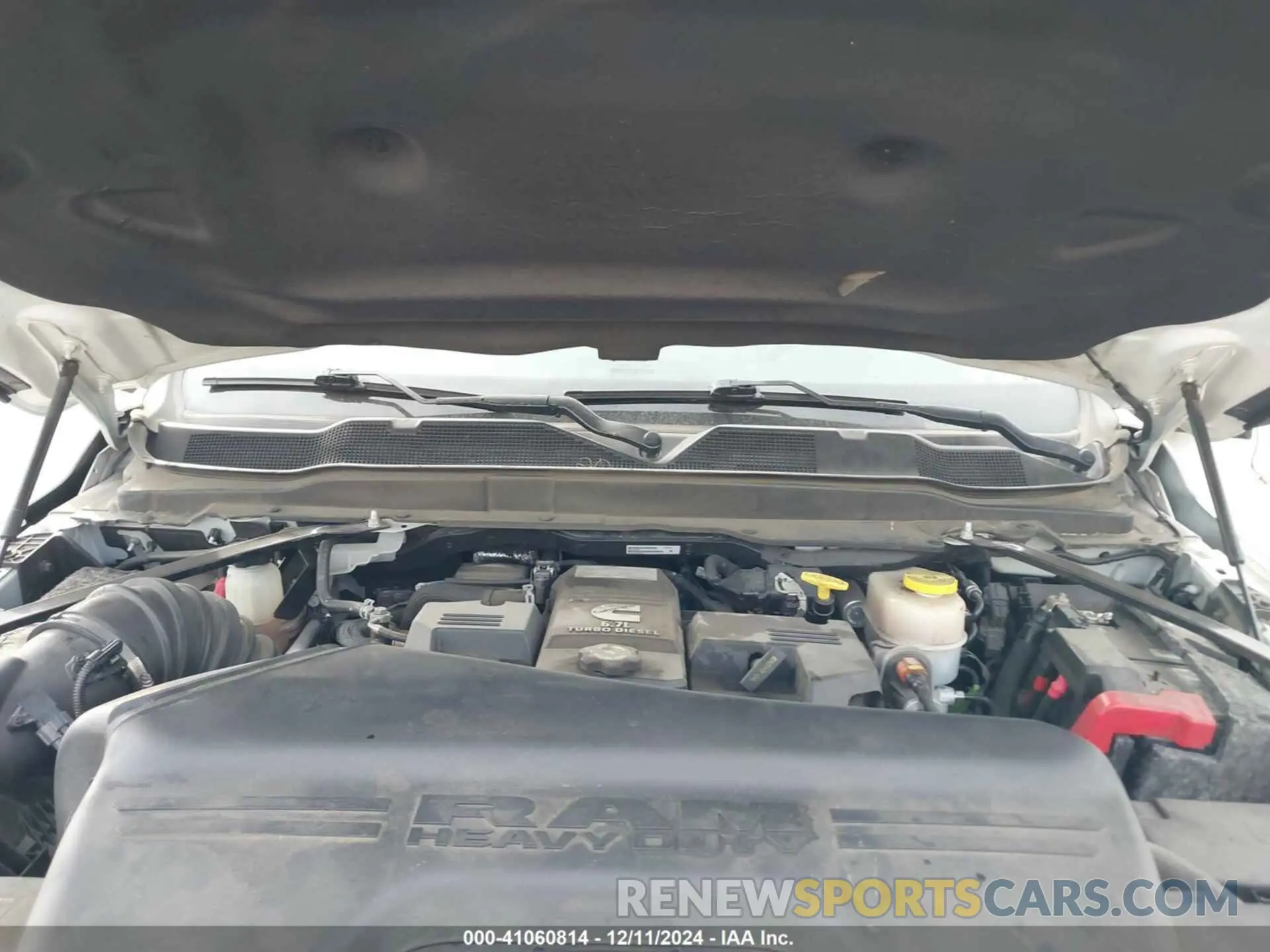 9 fotografías del automóvil dañado 3C7WRSBL7KG663327 RAM 3500 CHASSIS 2019