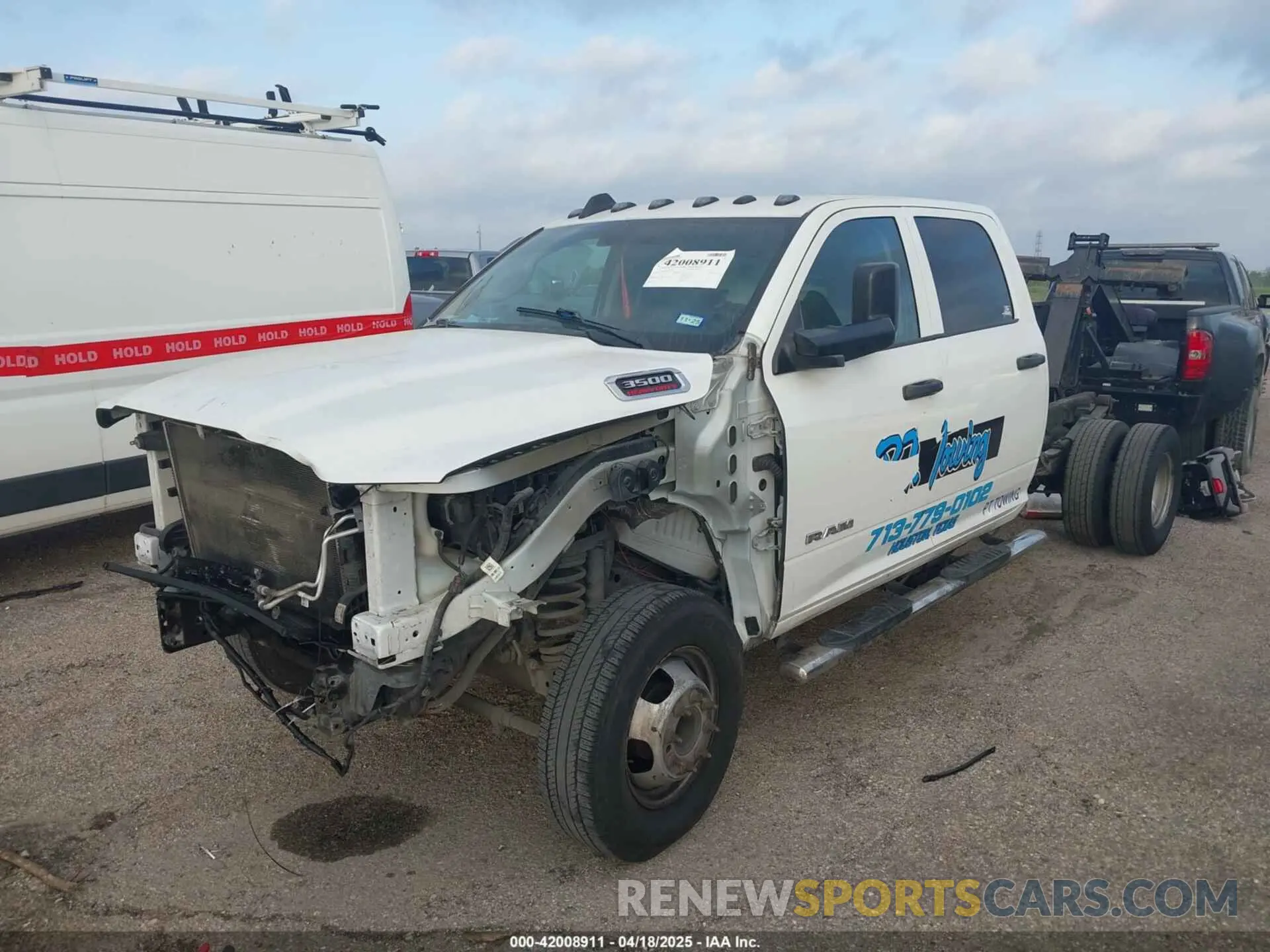 11 fotografías del automóvil dañado 3C7WRSCL0KG665208 RAM 3500 CHASSIS 2019