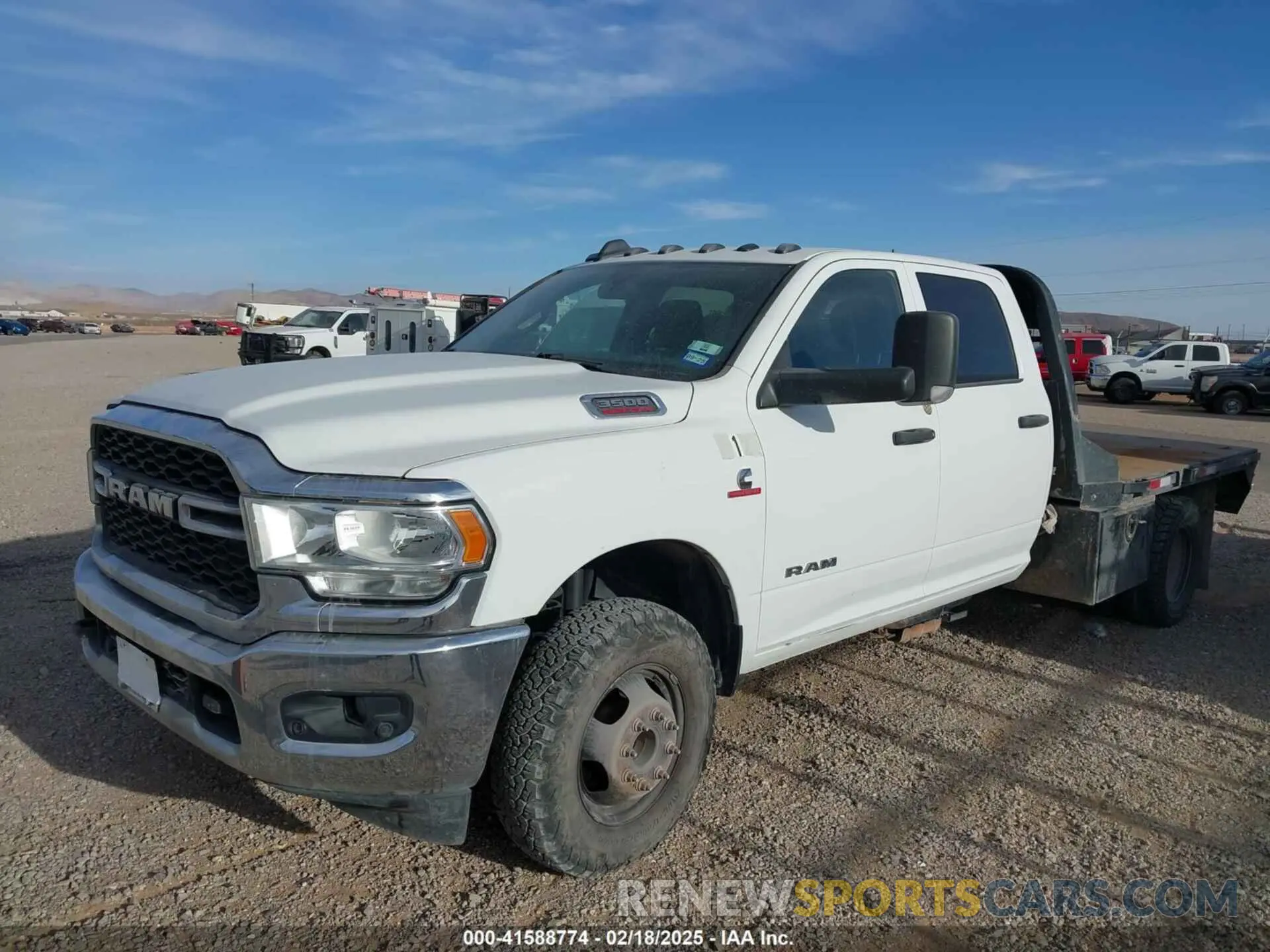 6 fotografías del automóvil dañado 3C7WRTCL3KG543481 RAM 3500 CHASSIS 2019