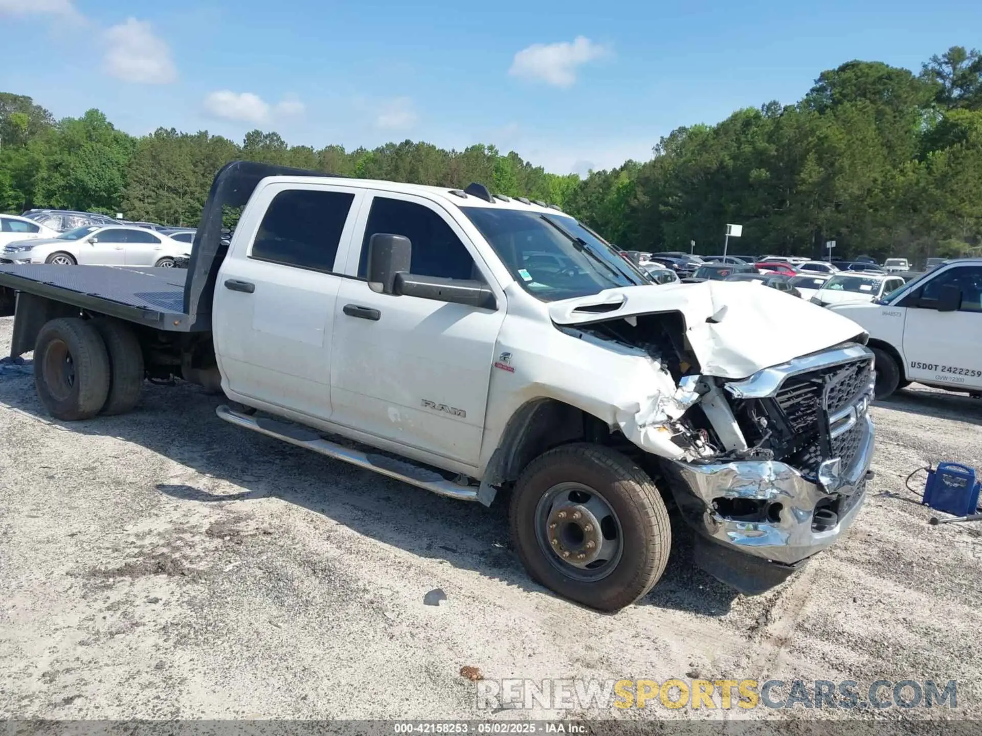 1 fotografías del automóvil dañado 3C7WRTCL4LG199810 RAM 3500 CHASSIS 2020