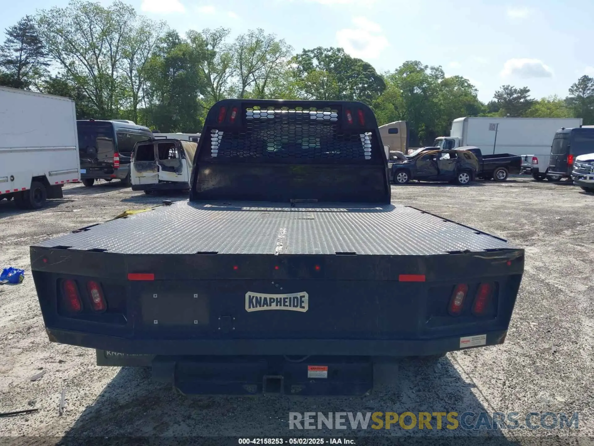 15 fotografías del automóvil dañado 3C7WRTCL4LG199810 RAM 3500 CHASSIS 2020