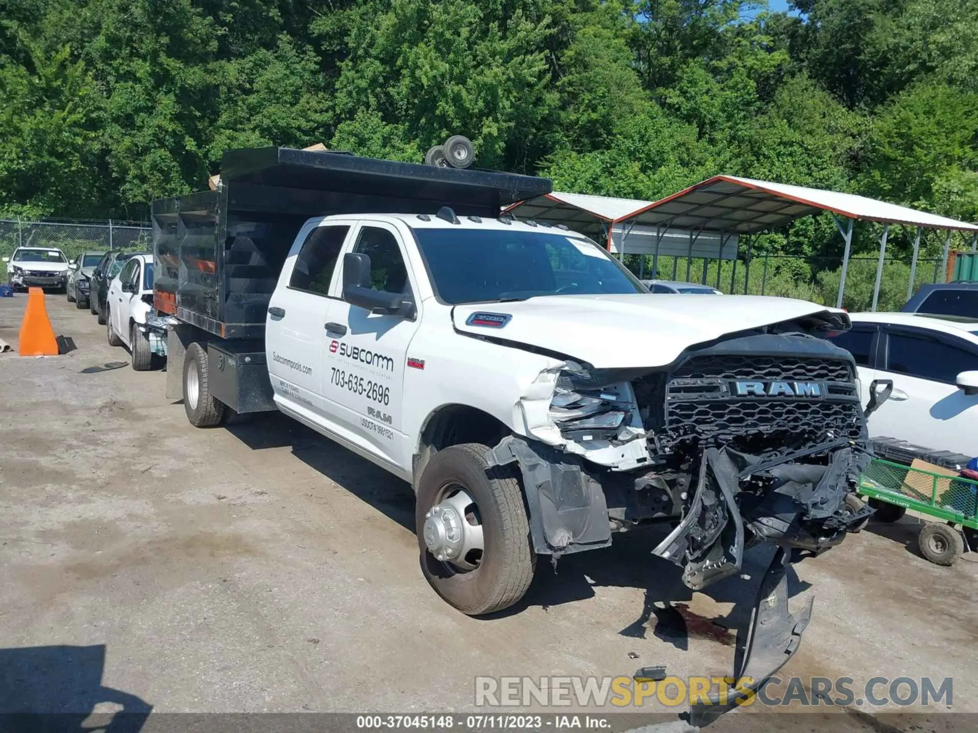 2 fotografías del automóvil dañado 3C7WRTCJXMG646205 RAM 3500 CHASSIS 2021
