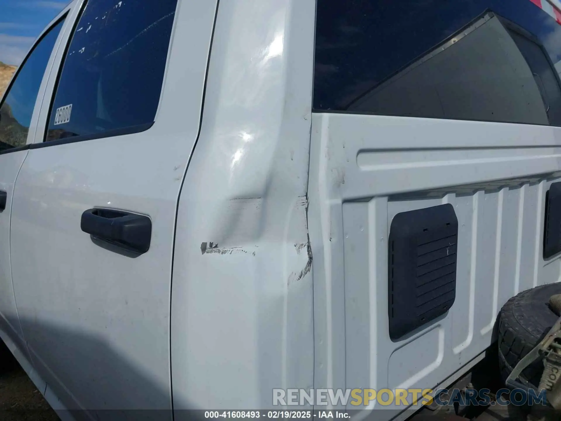 19 fotografías del automóvil dañado 3C7WRTCL3PG650666 RAM 3500 CHASSIS 2023