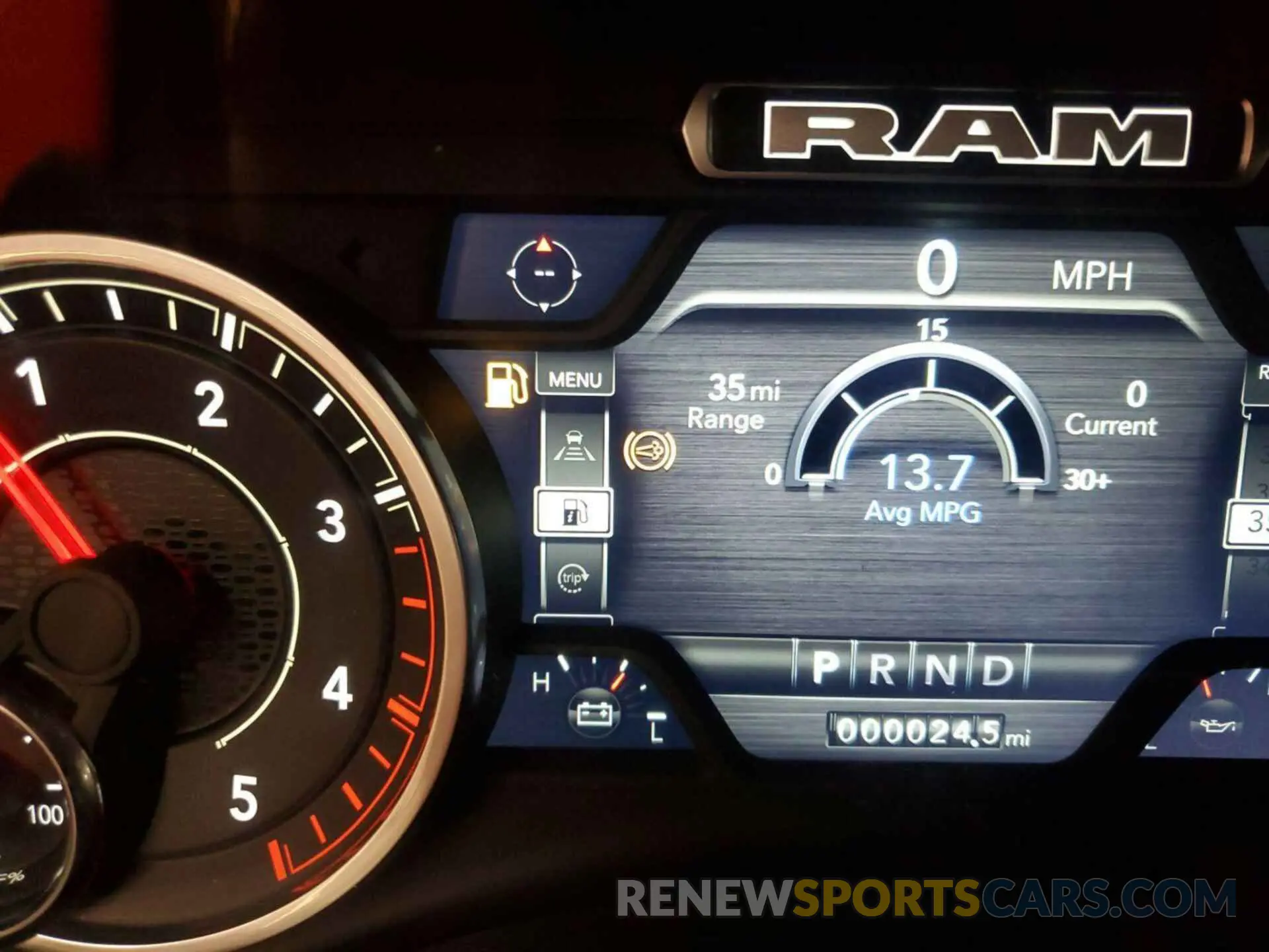 4 fotografías del automóvil dañado 3C7WR9CL6RG274356 RAM 3500 CHASSIS 2024