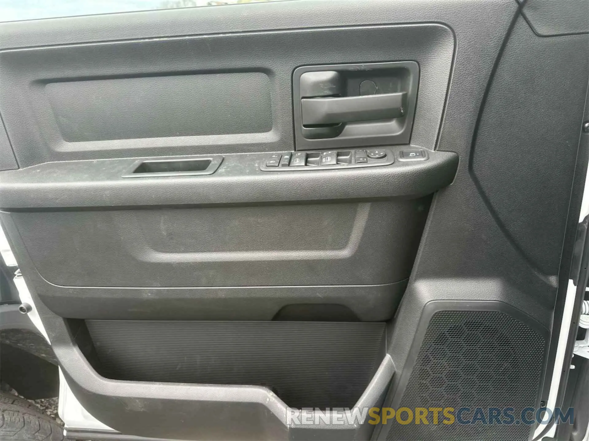 5 fotografías del automóvil dañado 3C7WR9CL6RG274356 RAM 3500 CHASSIS 2024